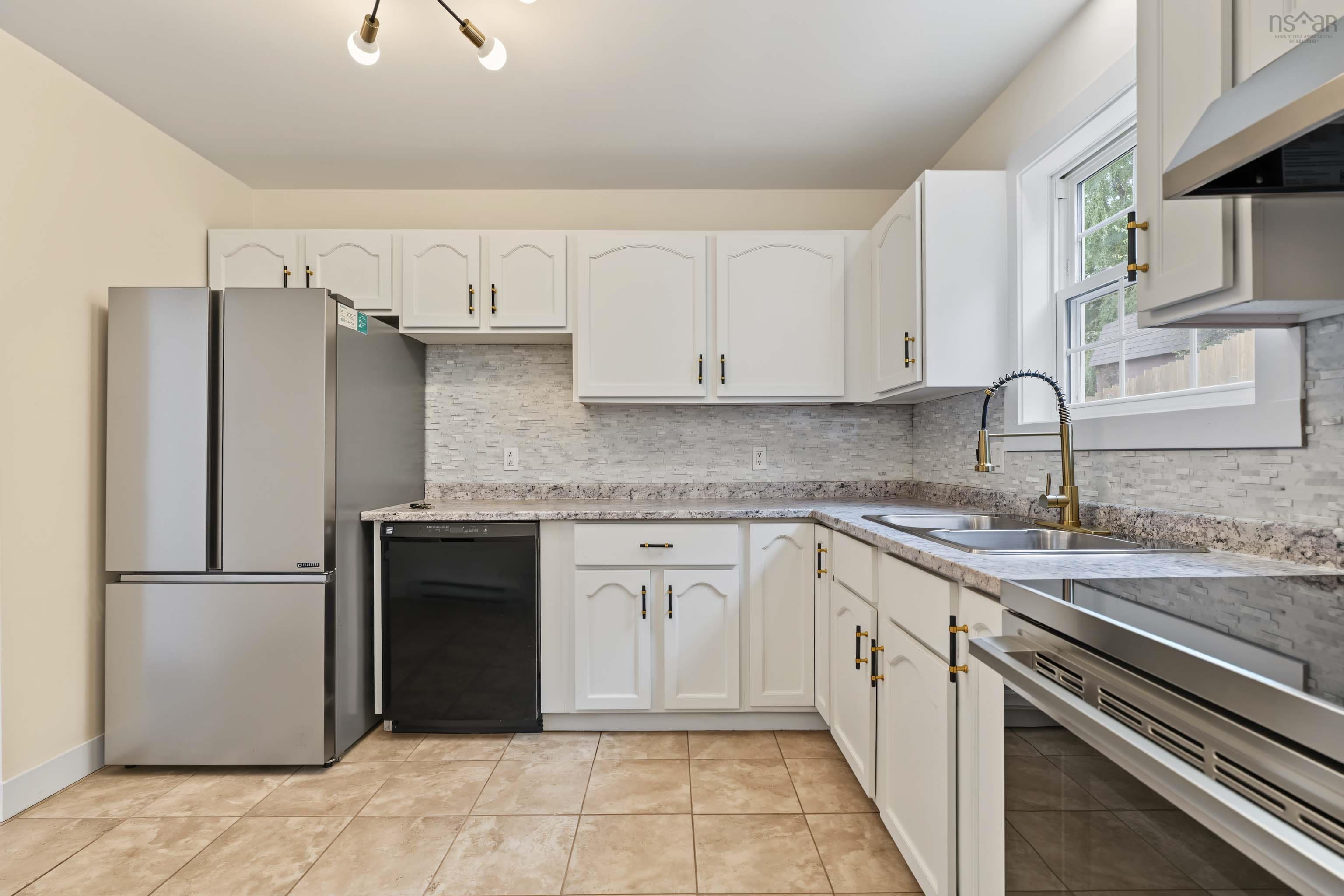 10 Florence Place Court, Lower Sackville, NS (MLS 202625212)