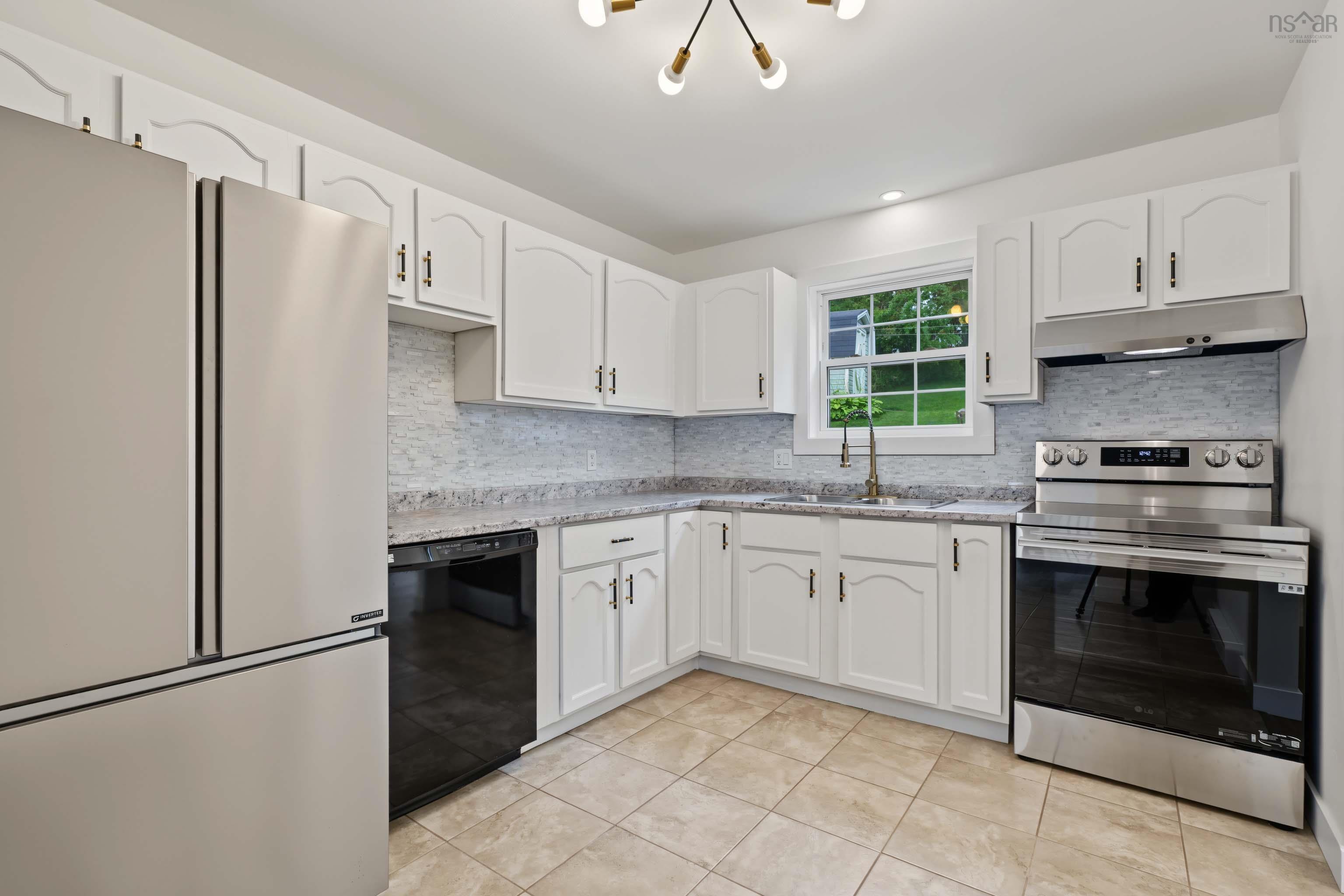 10 Florence Place Court, Lower Sackville, NS (MLS 202625212)