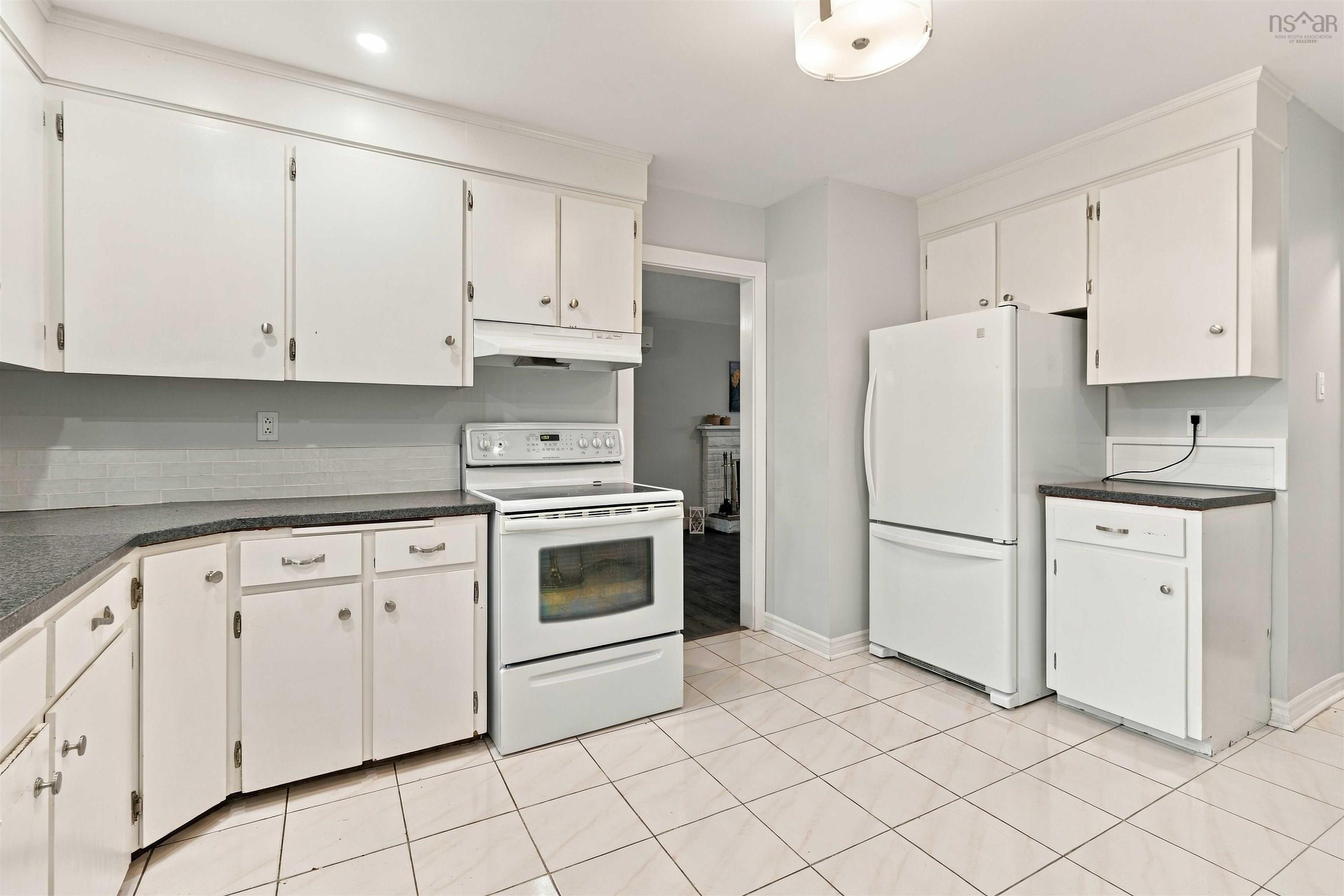 6 Sandra Crt, Woodlawn, NS (MLS 202625222)