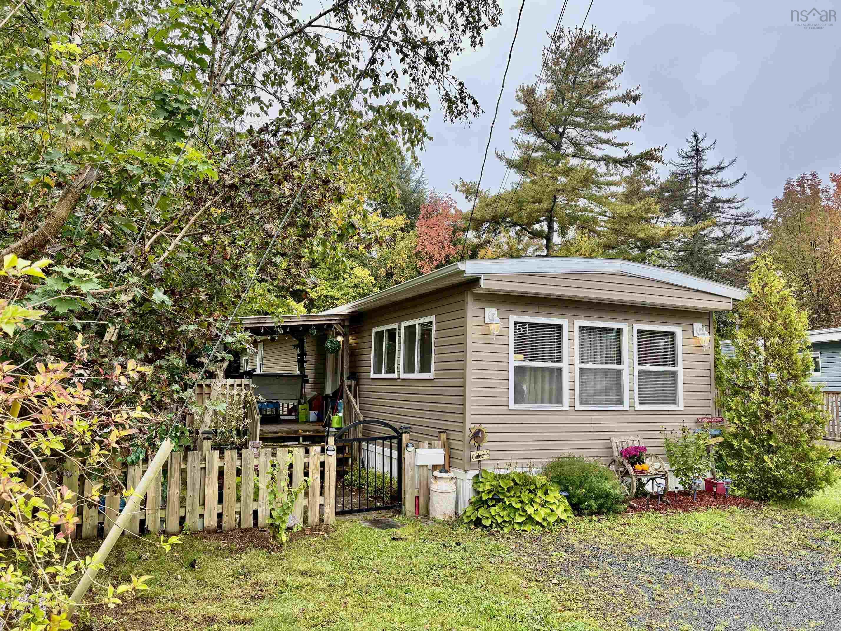 51 Shelby Crescent, New Minas, NS (MLS® 202625243) | New Minas Real Estate | RE/MAX Halifax