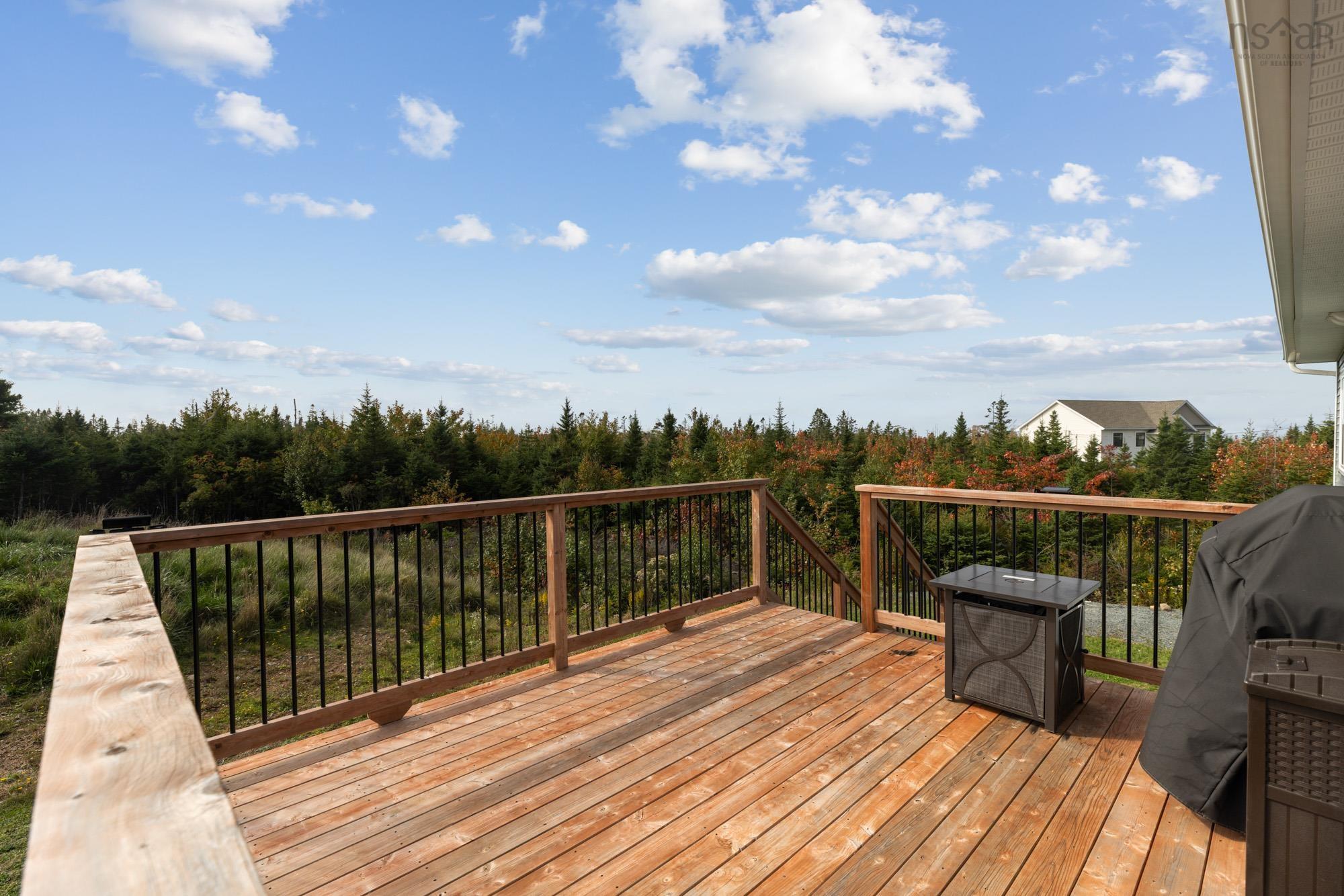 $699,000.00: 81 Rumi Lane, Whites Lake