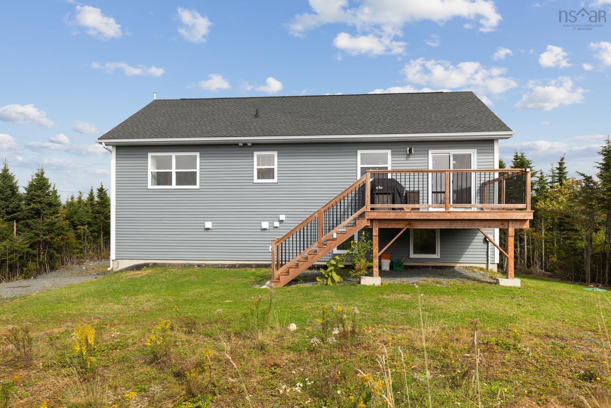 $699,000.00: 81 Rumi Lane, Whites Lake