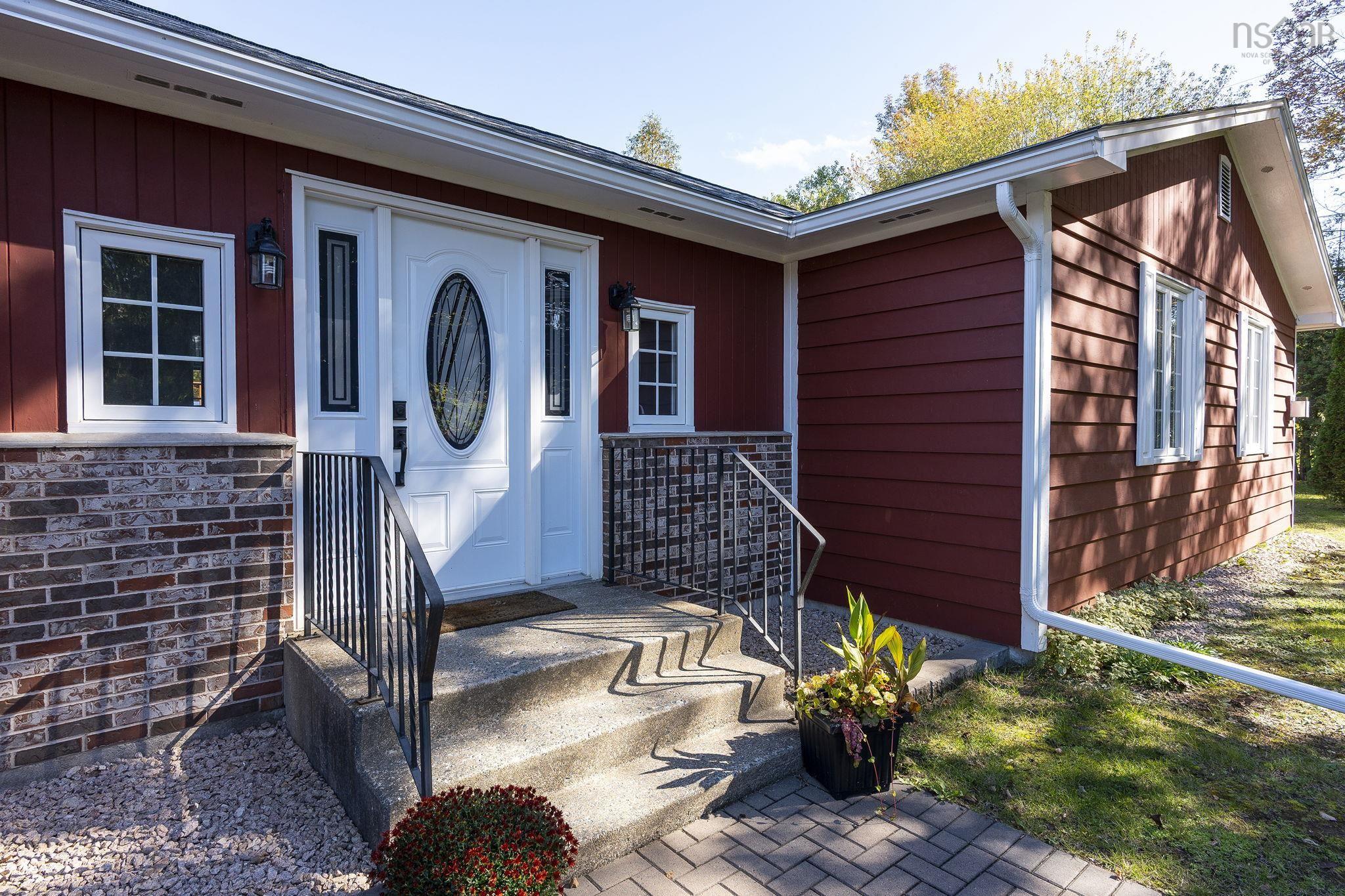 $475,000.00: 268 Cambridge Mountain Road Road, Cambridge