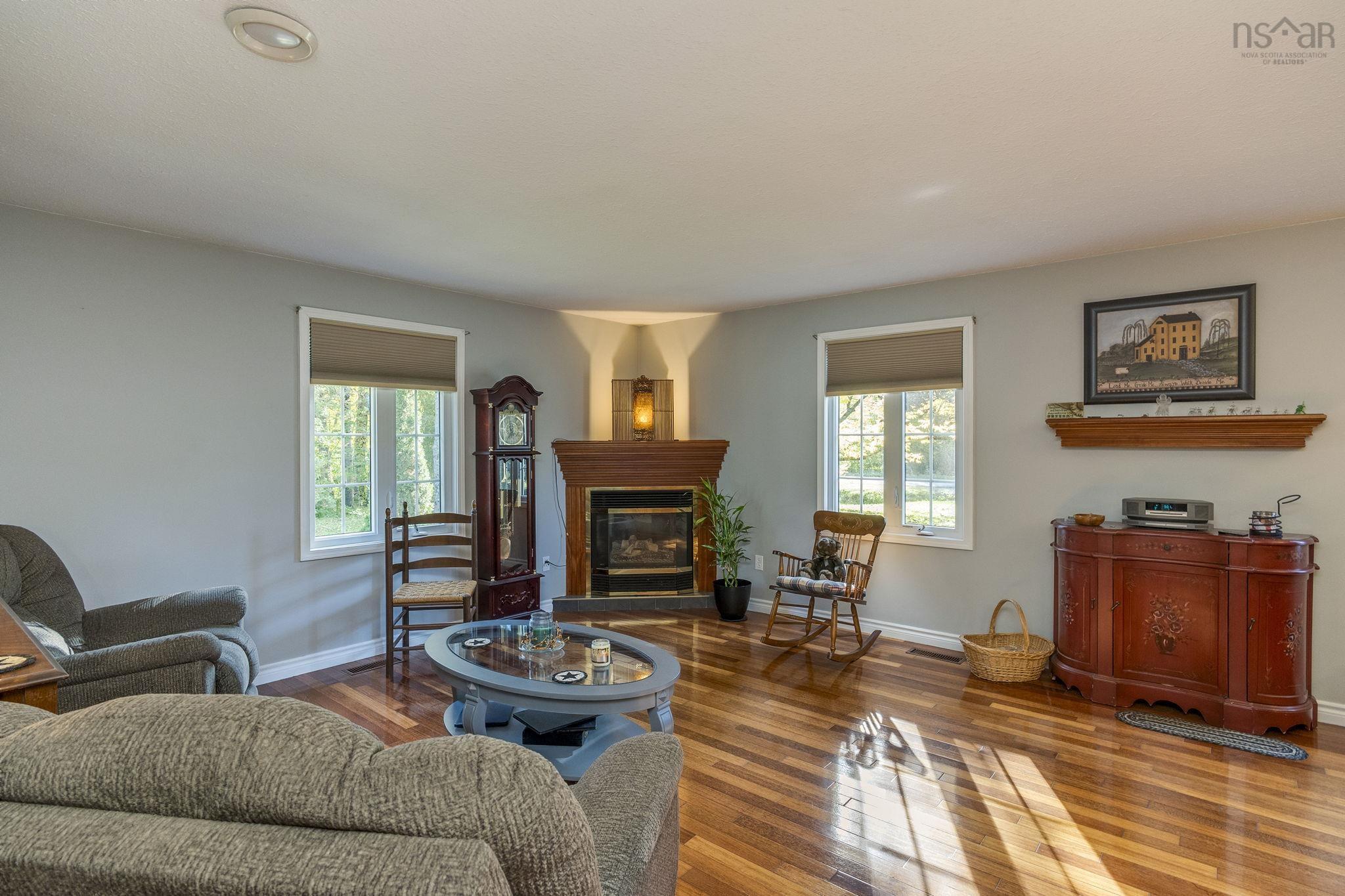 $475,000.00: 268 Cambridge Mountain Road Road, Cambridge