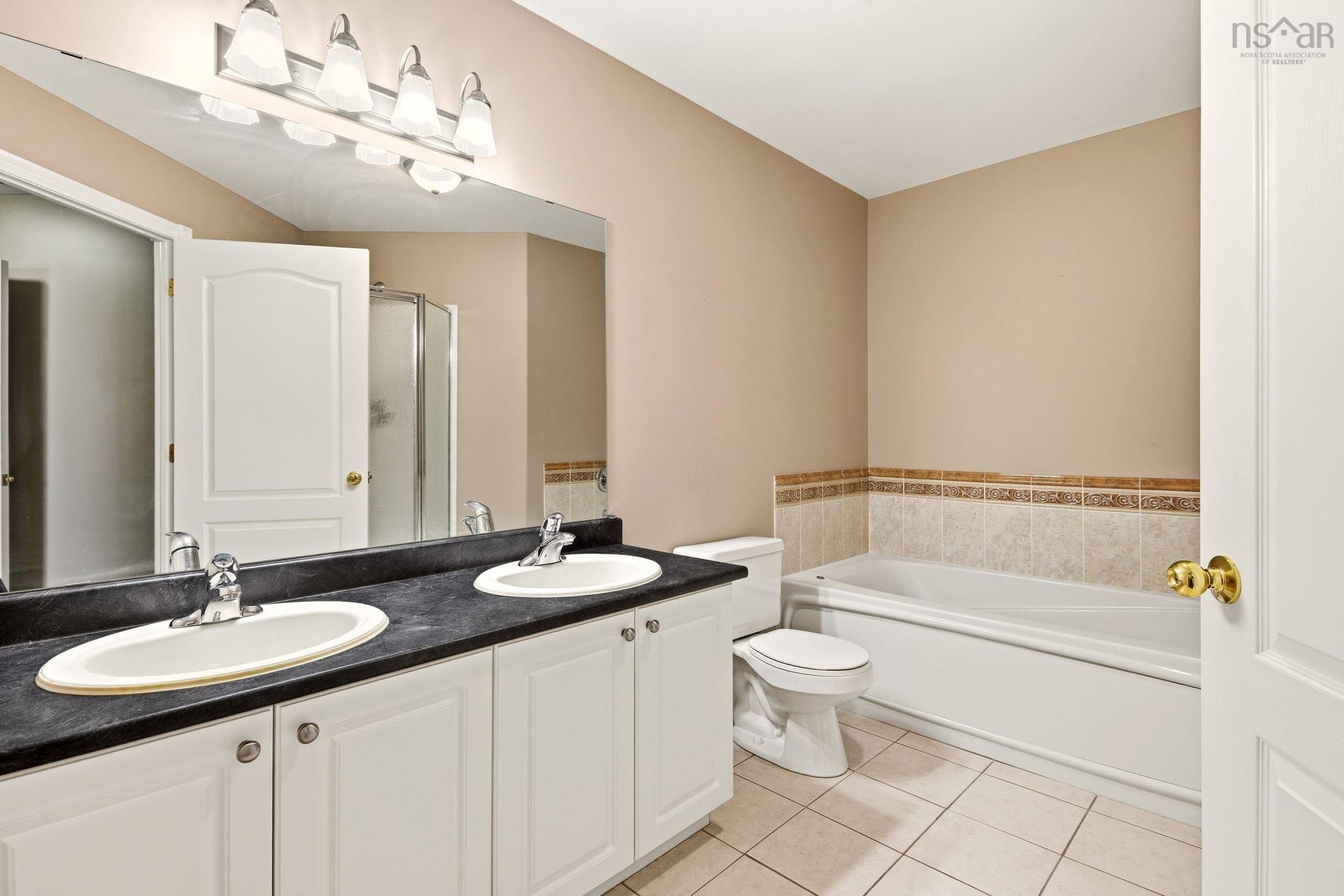 210 10 Regency Park Drive, Halifax, NS (MLS 202625316)