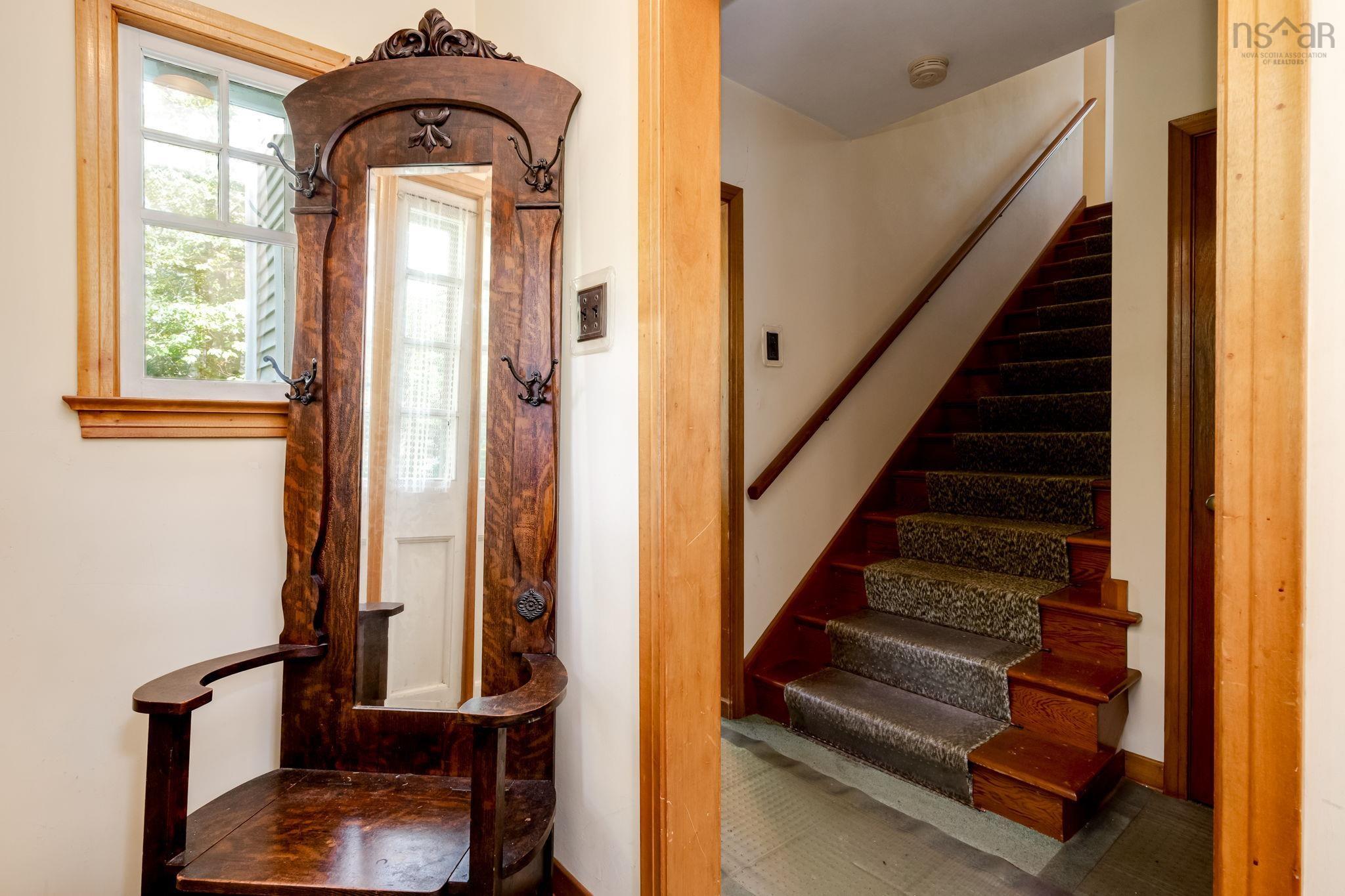 201 High Street, Bedford, NS (MLS 202625338)