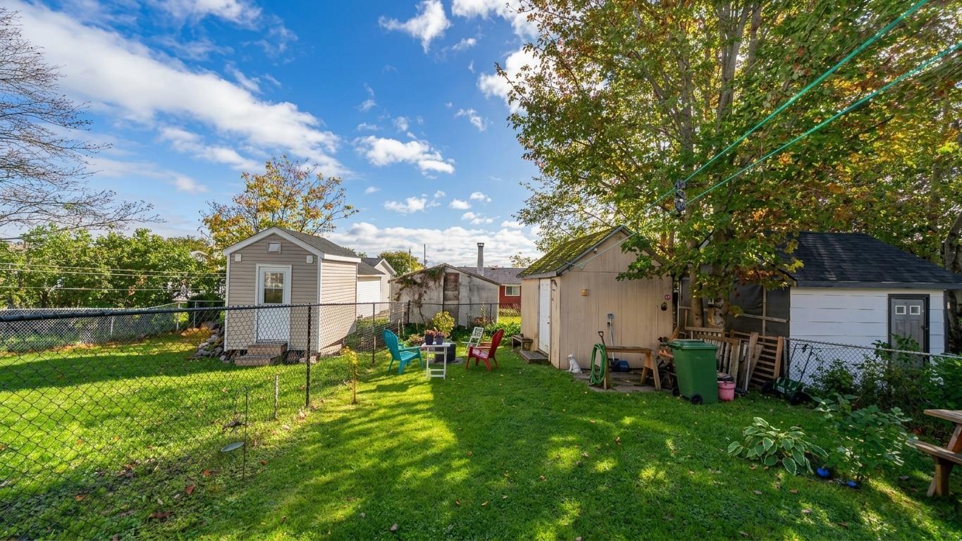 $429,900.00: 27 Tamerlane Court, Forest Hills