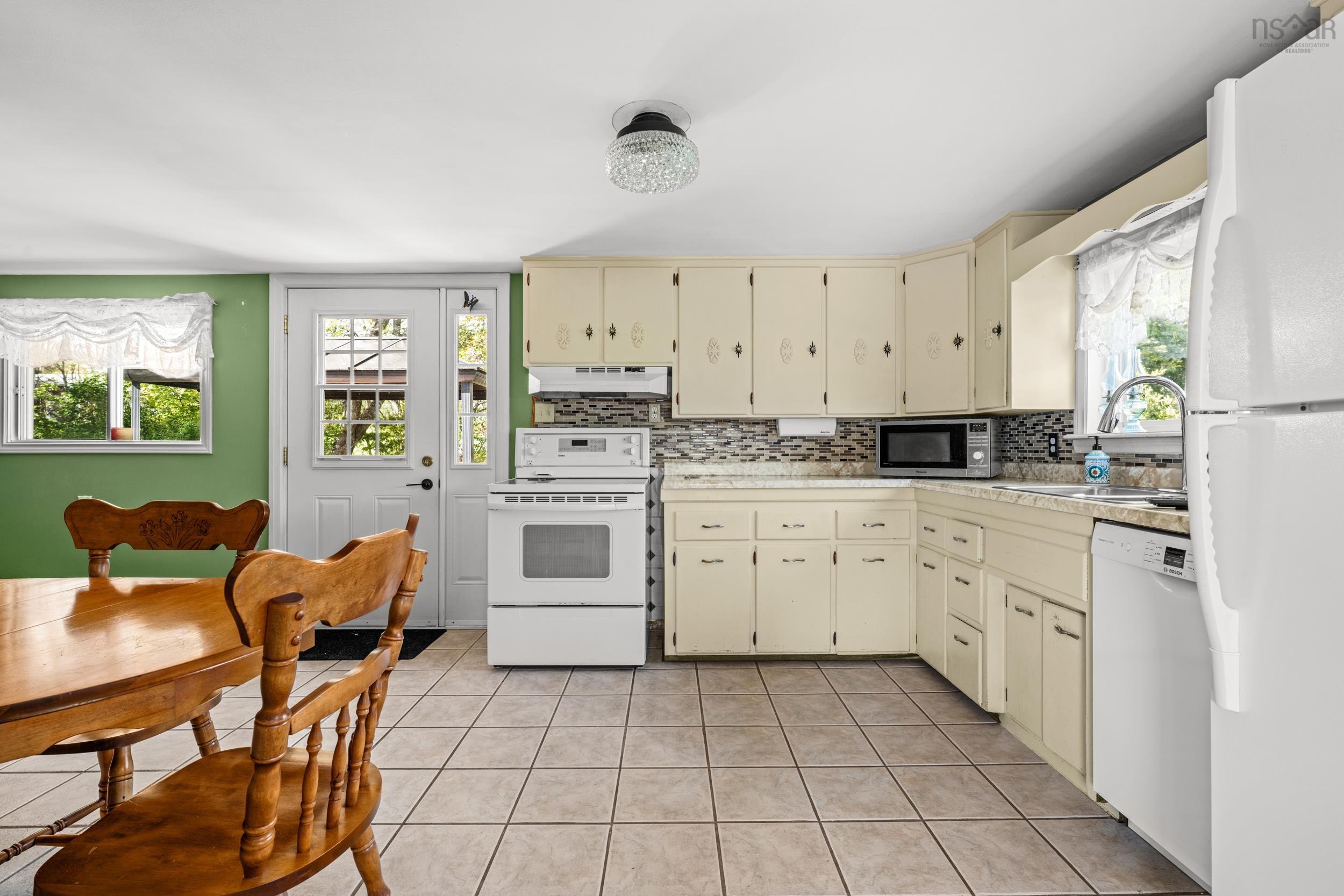 $324,900.00: 6 North Street, Western Shore
