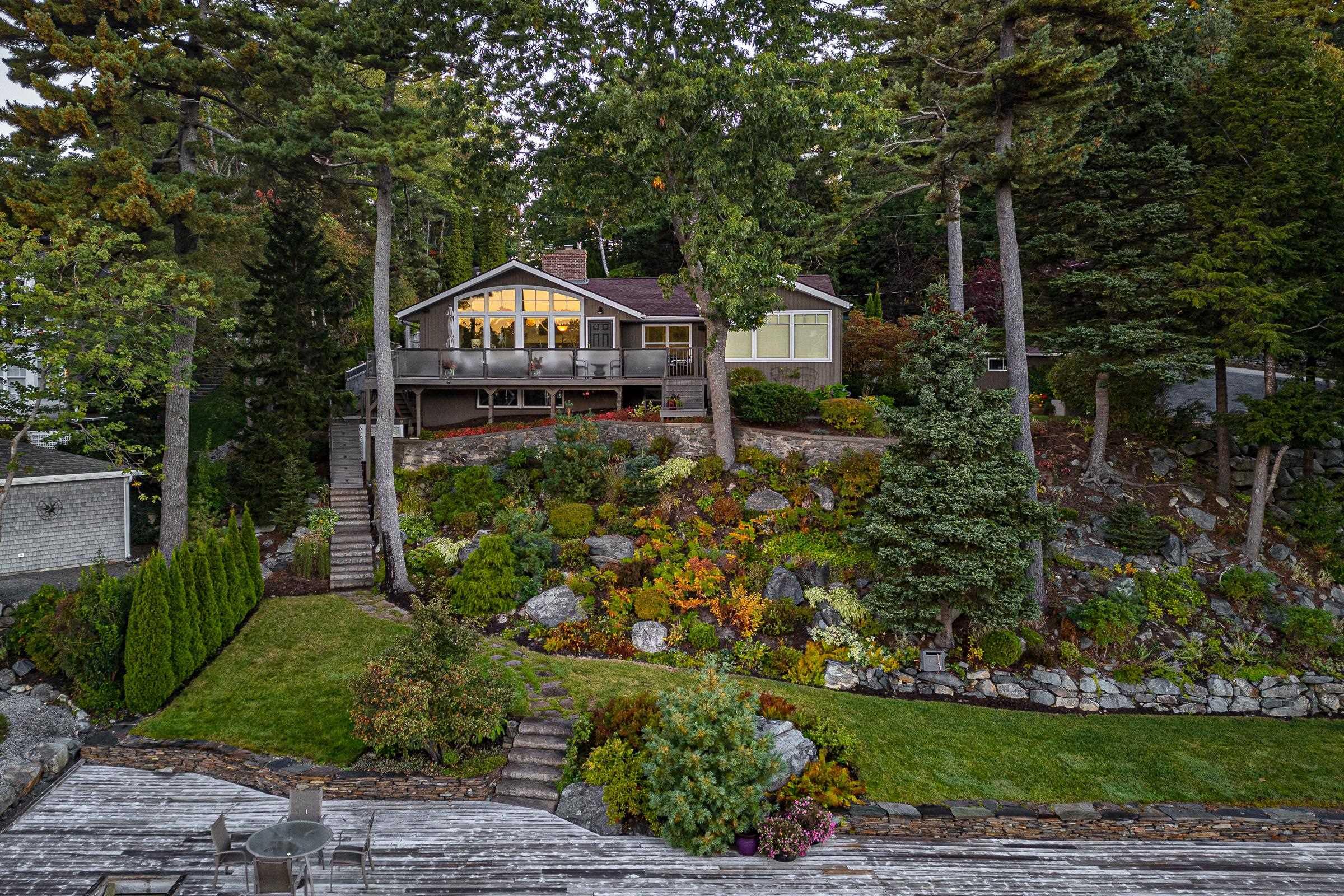 $2,349,000.00: 1077 Shore Drive, Bedford