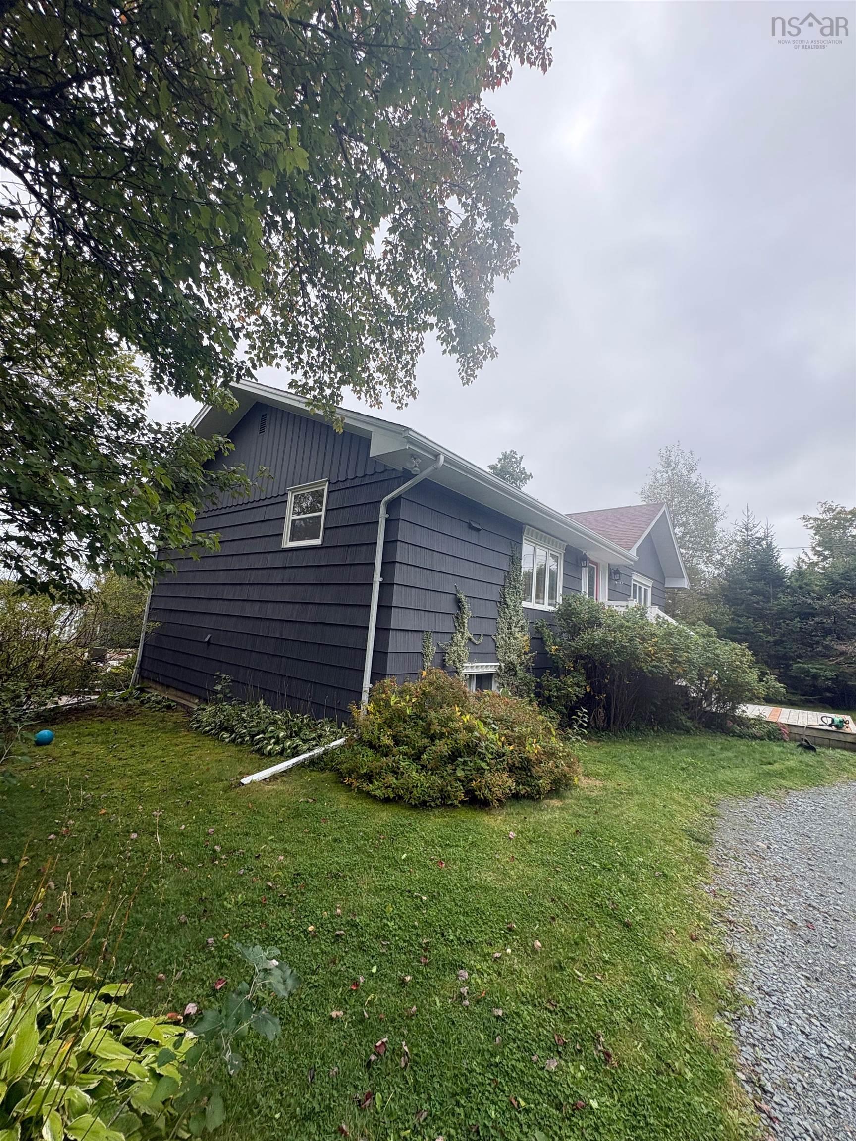$739,900.00: 1724 Crowell Road, East Lawrencetown