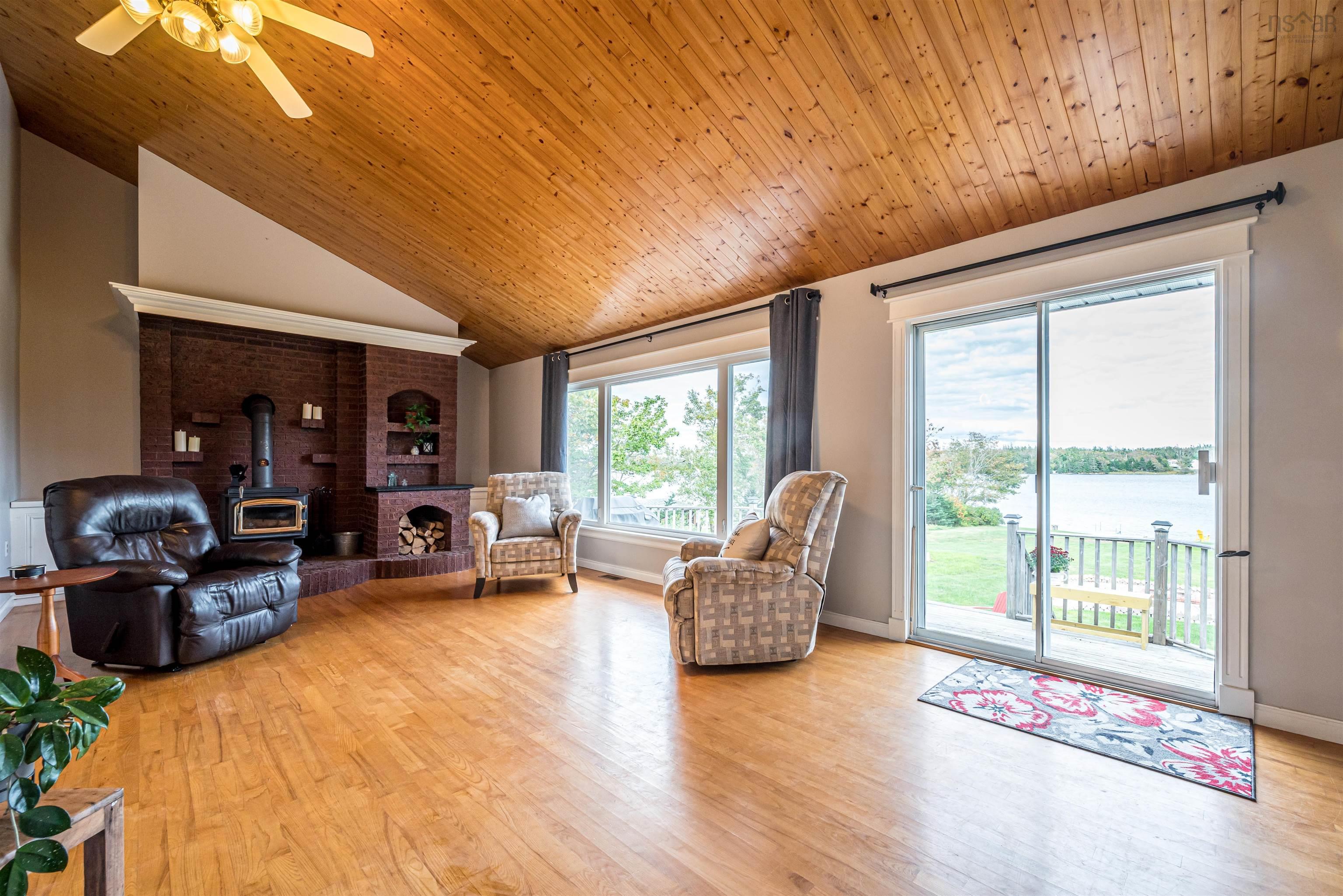 $739,900.00: 1724 Crowell Road, East Lawrencetown