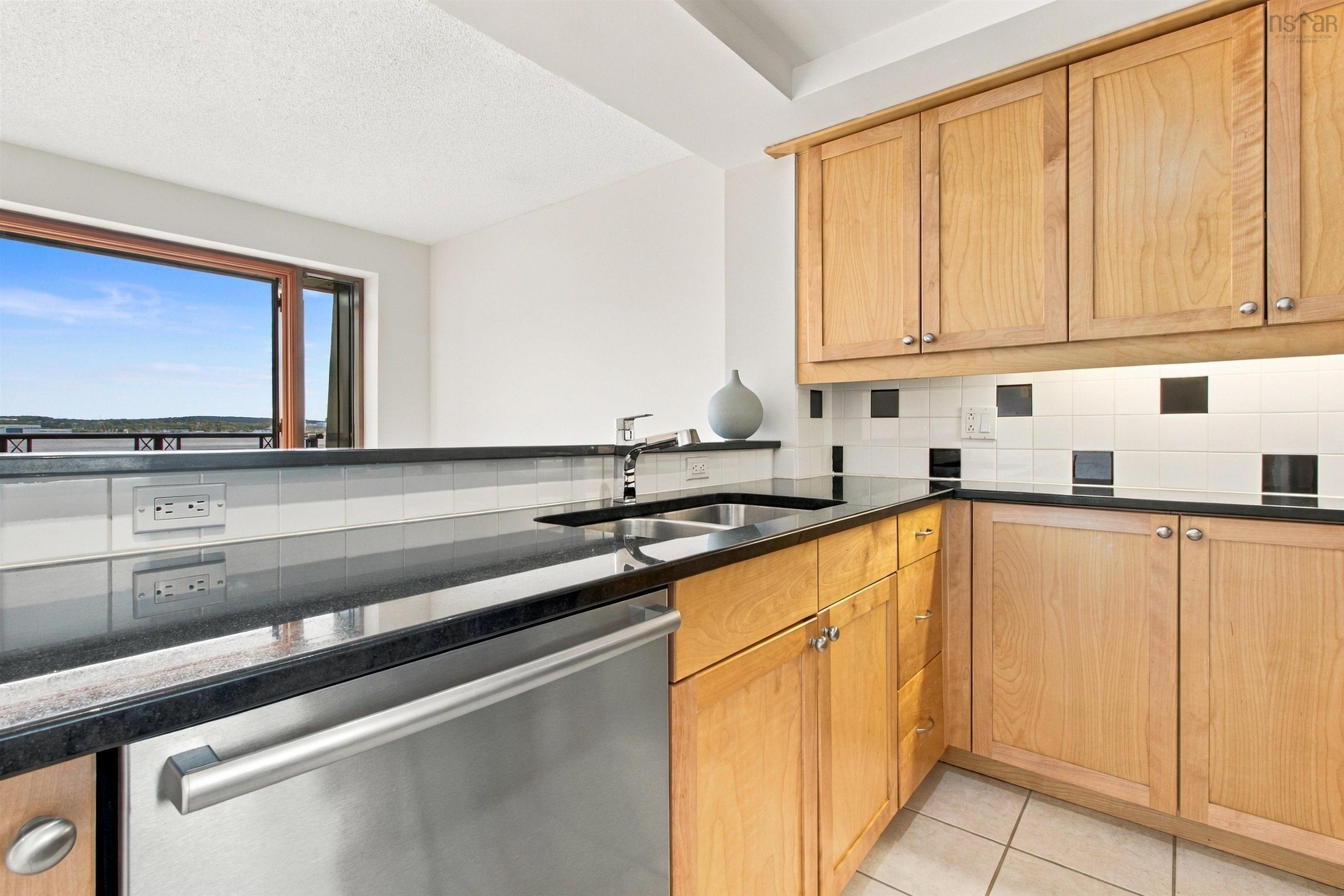 526 1477 Lower Water Street, Halifax, NS (MLS® 202625393)