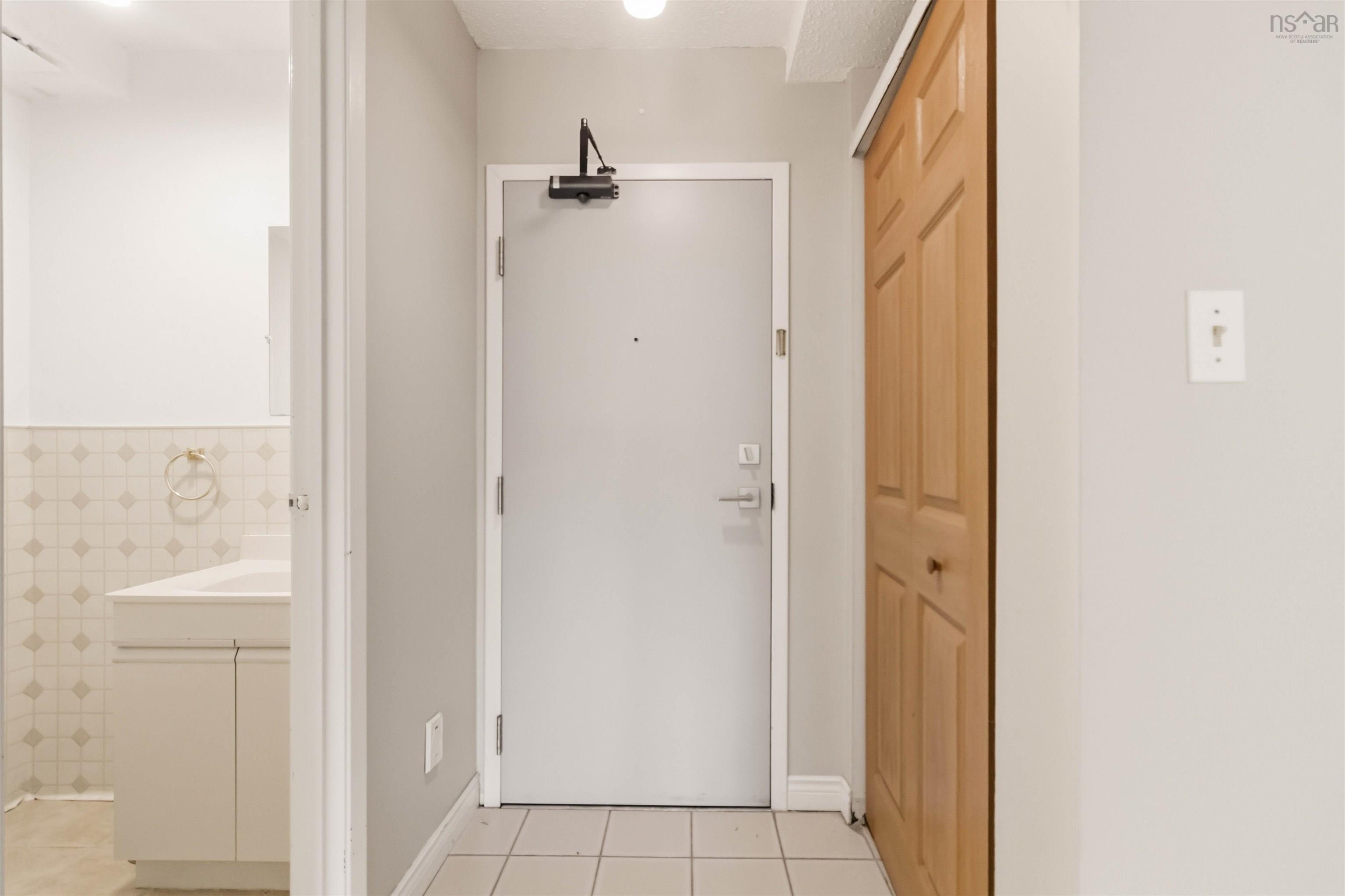 303 15 Knightsridge Drive, Halifax, NS (MLS® 202625405)