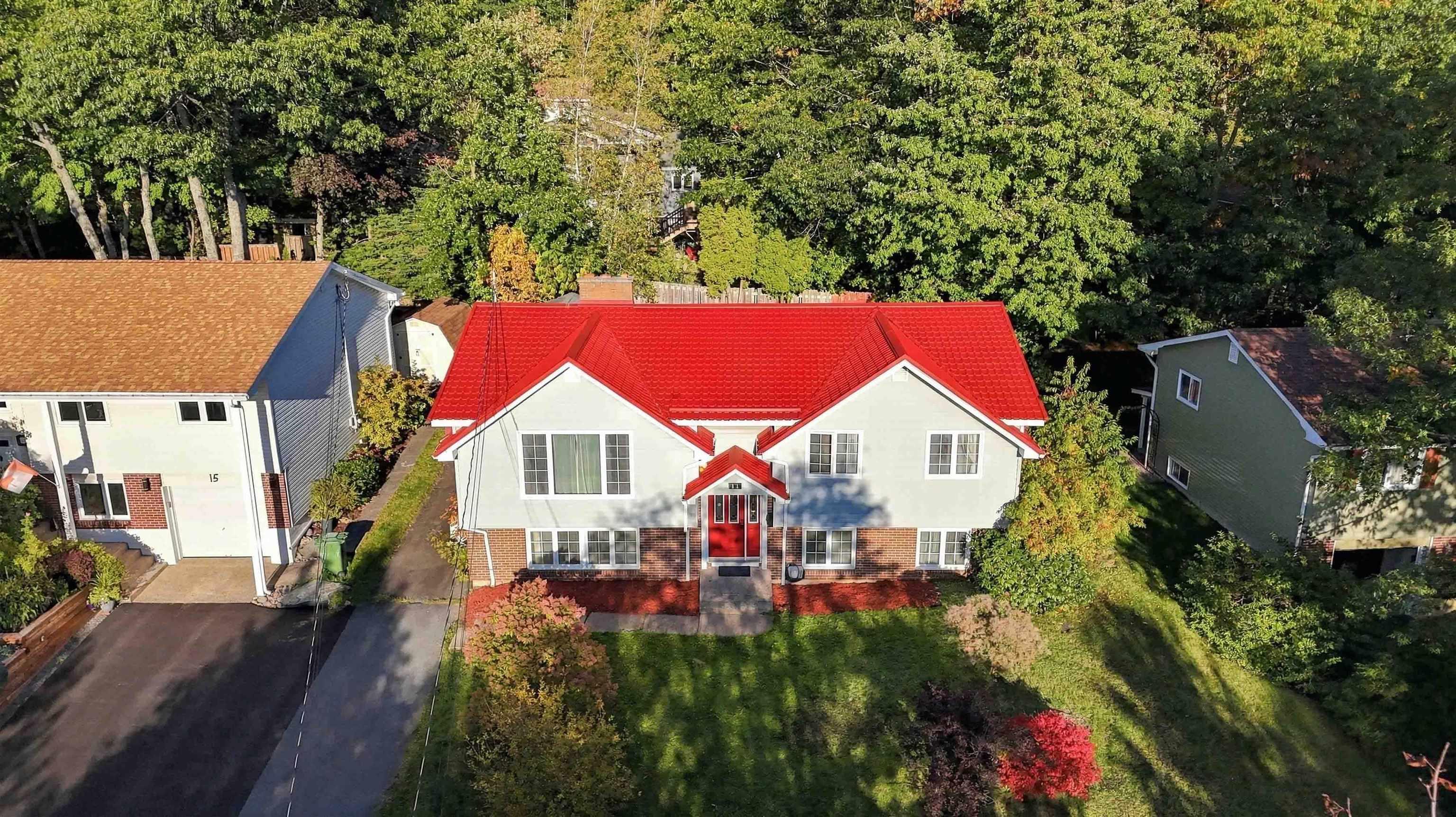 11 Riverview Crescent, Bedford, NS (MLS® 202625415)