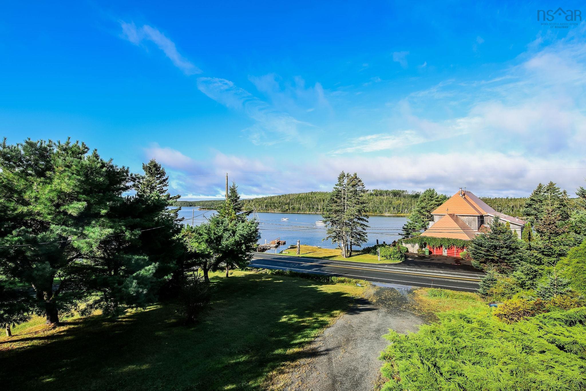 $675,000.00: 3981 Prospect Road, Shad Bay
