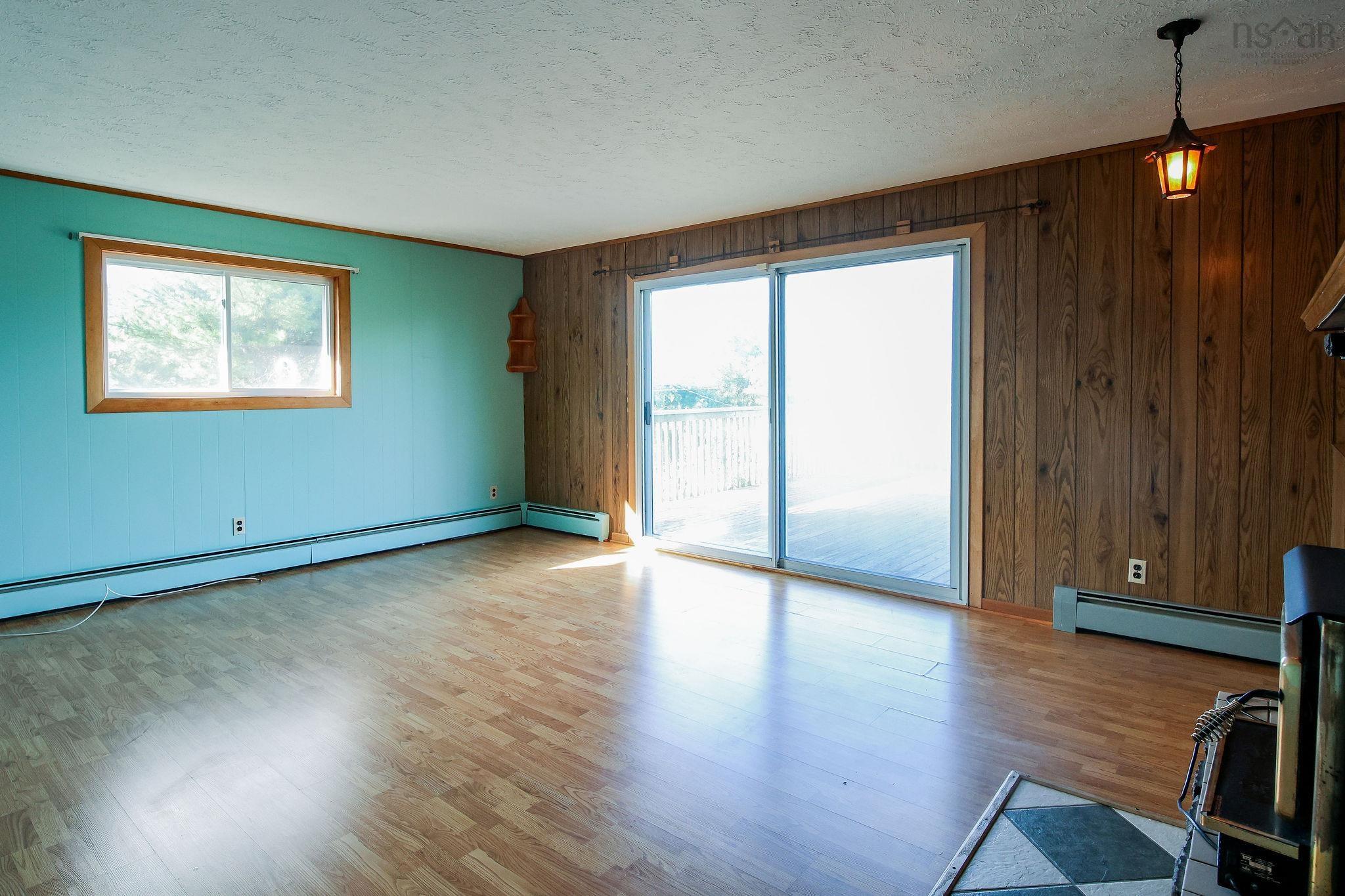 $675,000.00: 3981 Prospect Road, Shad Bay