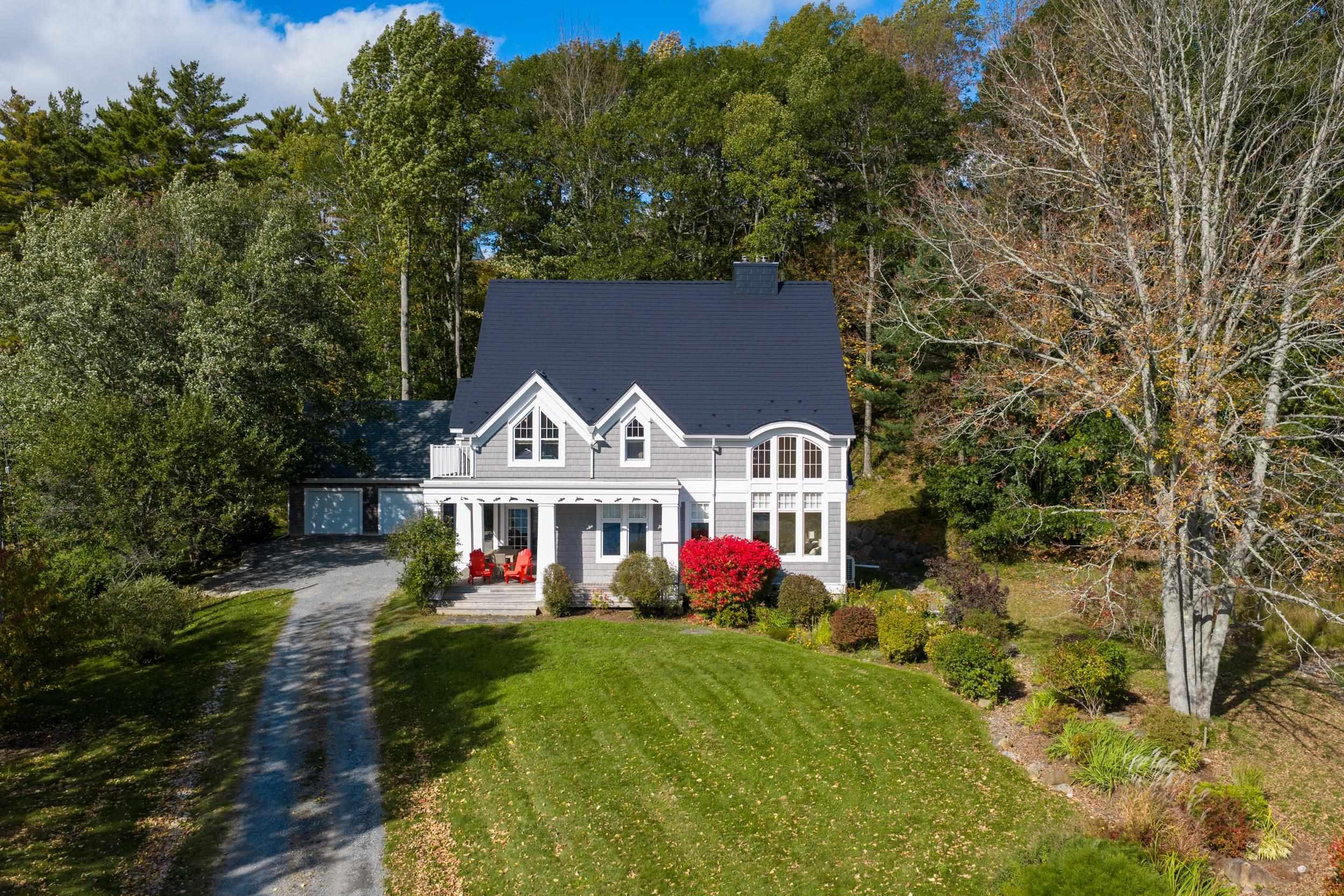 $1,640,000.00: 1712 Oakland Road, Oakland
