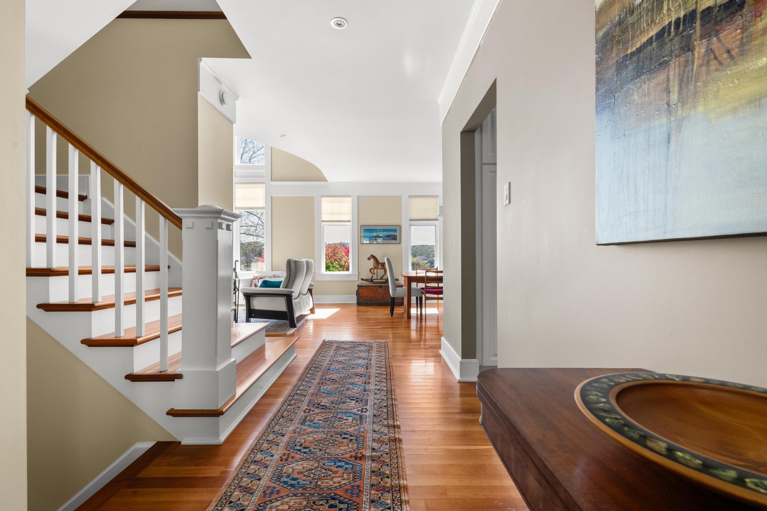 $1,640,000.00: 1712 Oakland Road, Oakland