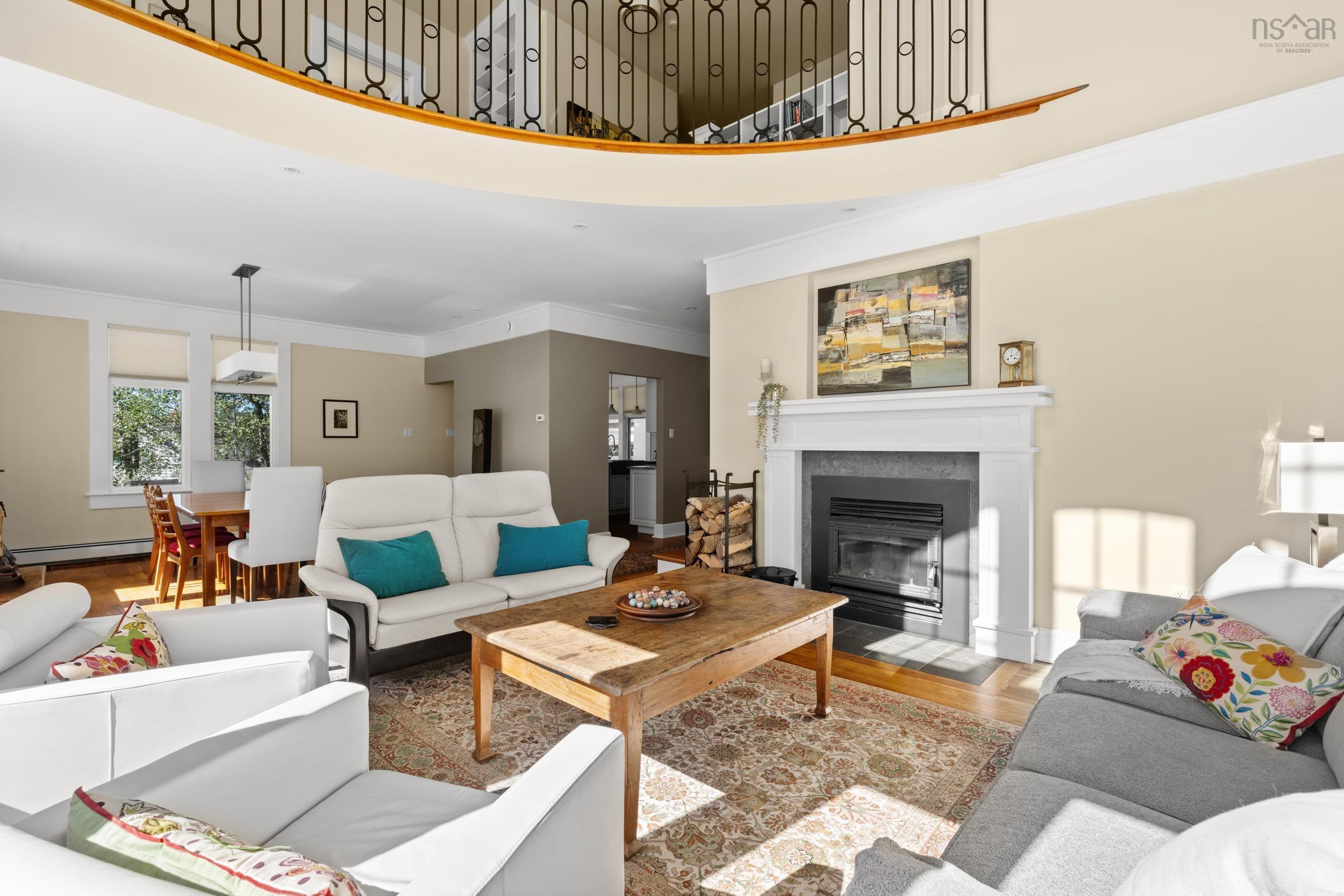 $1,640,000.00: 1712 Oakland Road, Oakland