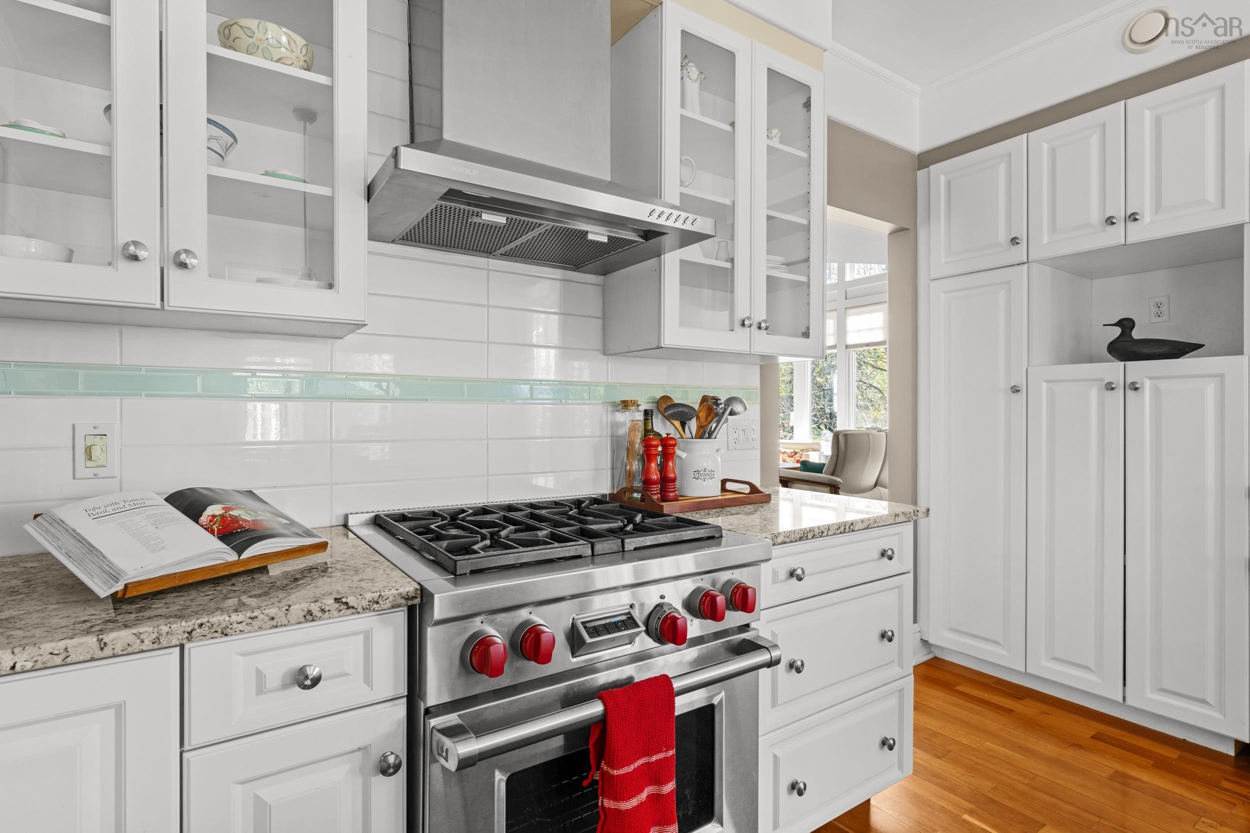 $1,640,000.00: 1712 Oakland Road, Oakland