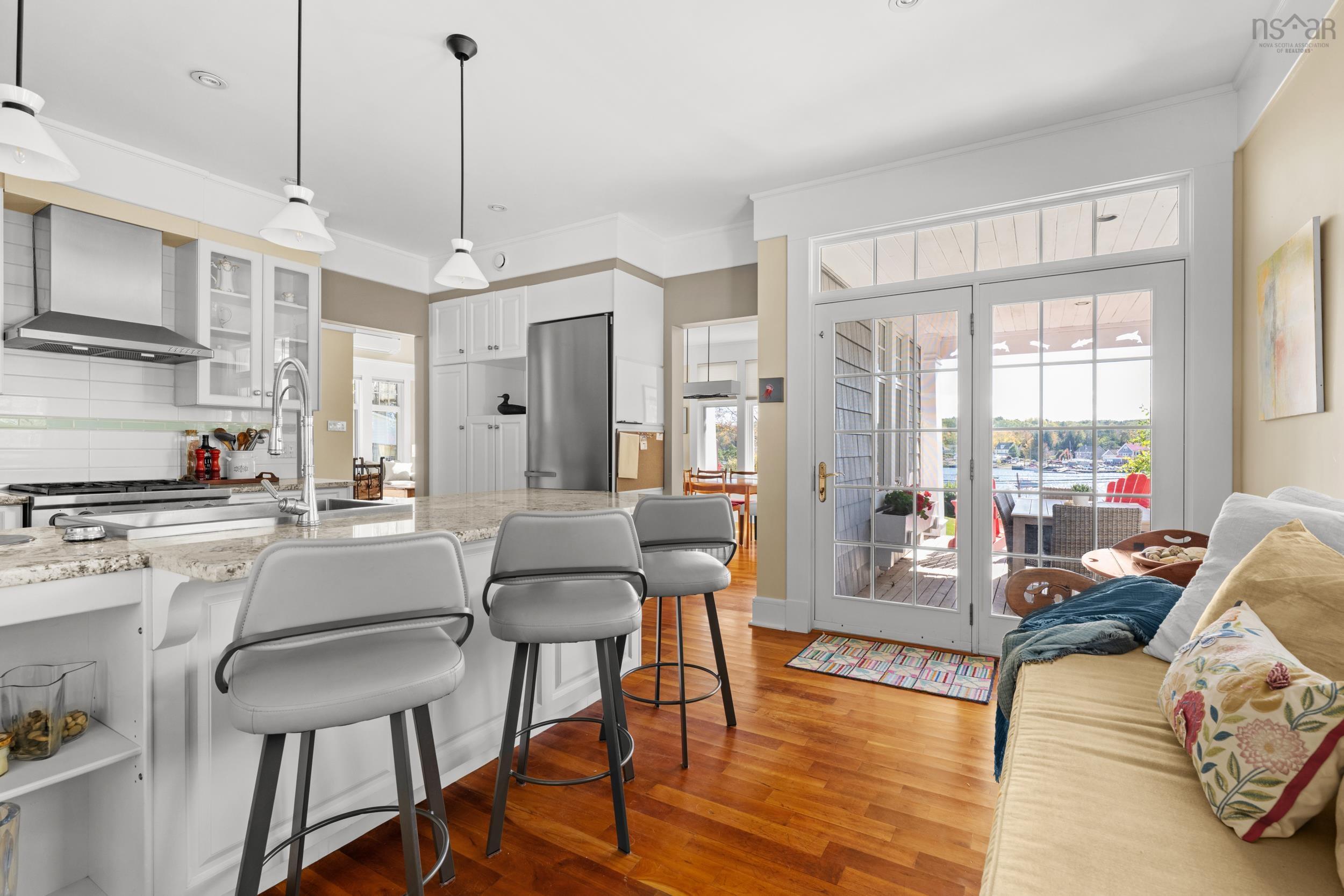 $1,640,000.00: 1712 Oakland Road, Oakland