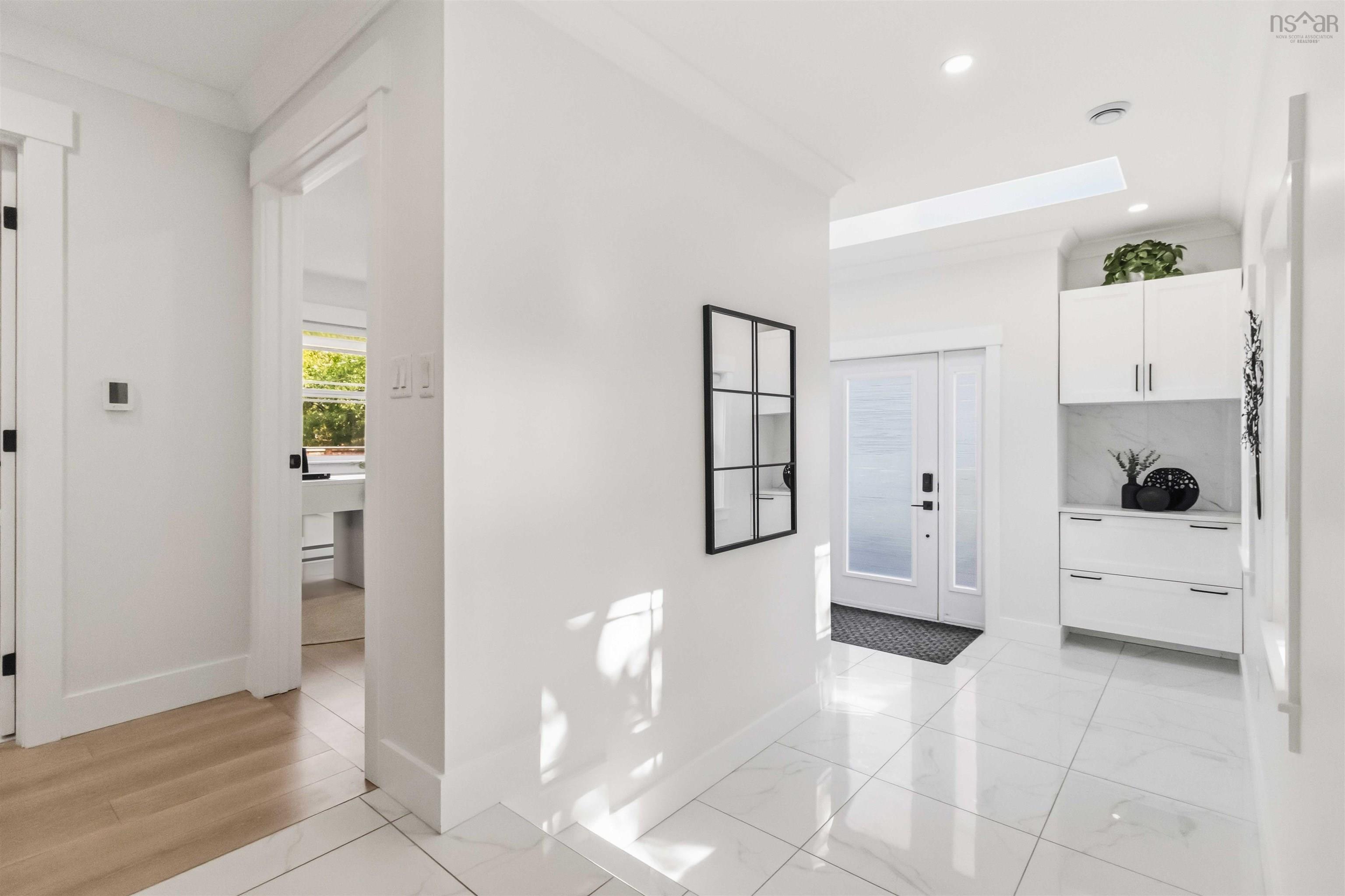 $769,900.00: 144 Montague Rd, Lake Loon