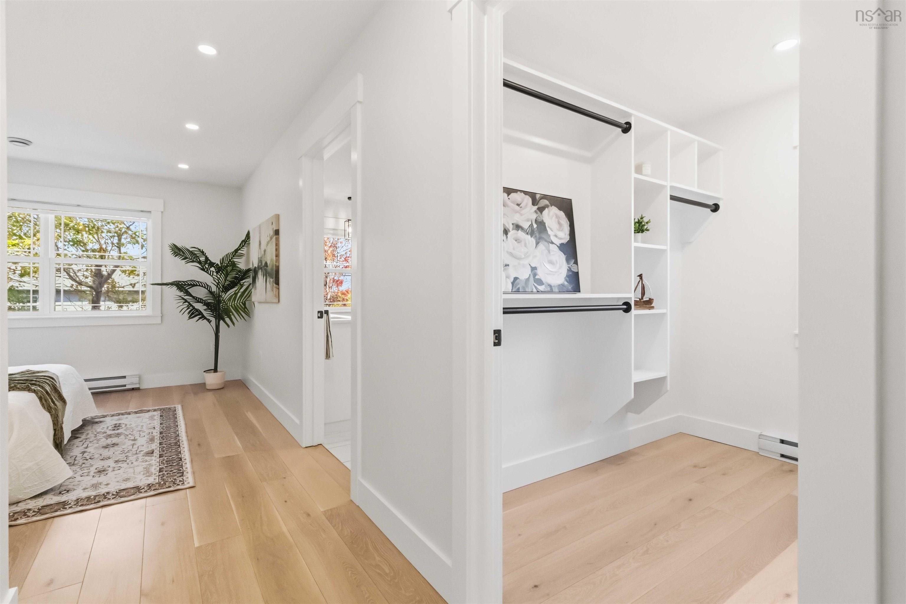 $769,900.00: 144 Montague Rd, Lake Loon
