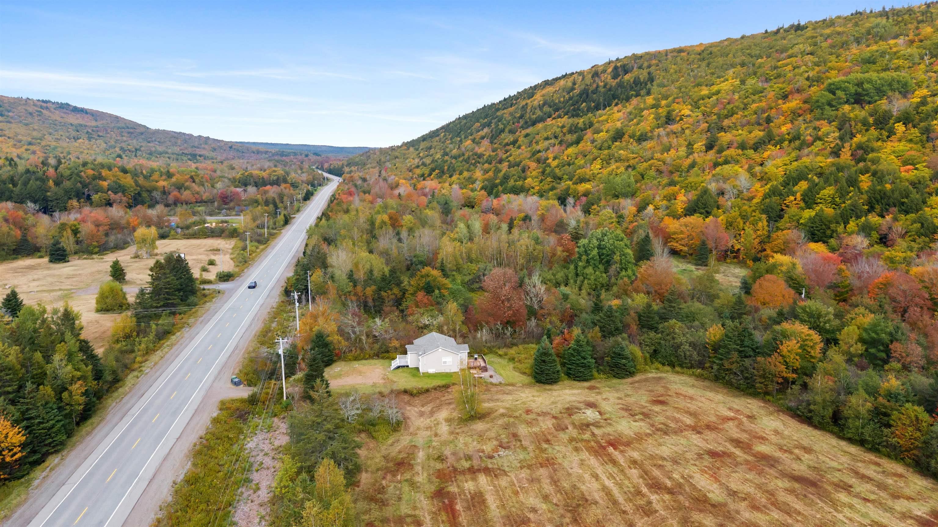 $299,000.00: 14975 Highway 4, Wentworth