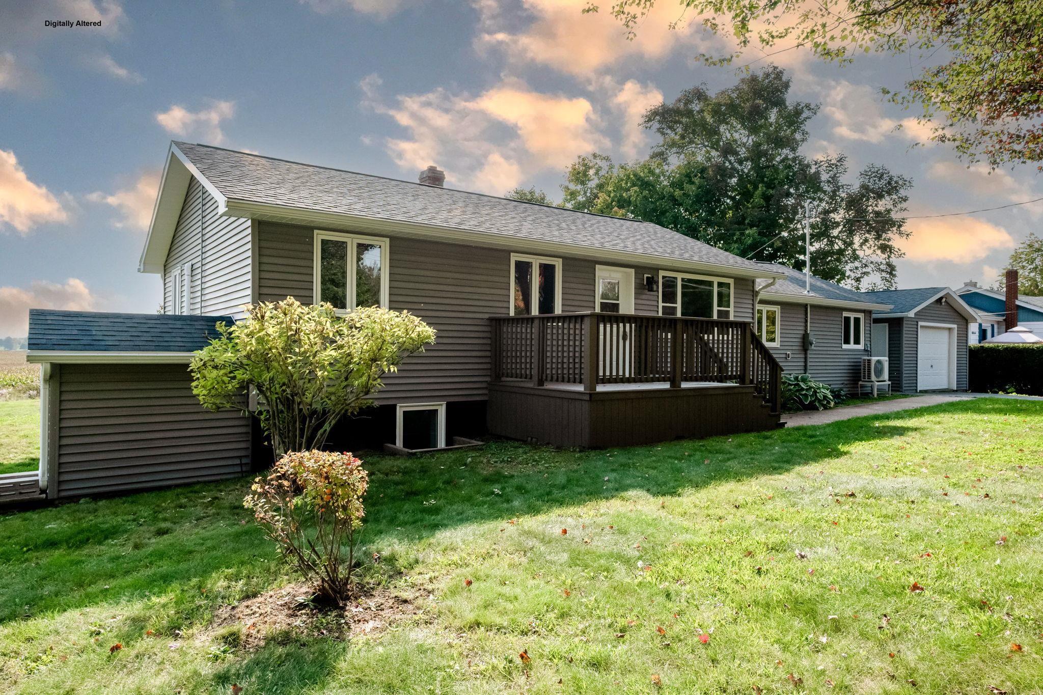 $475,000.00: 10068 Highway 221, Habitant