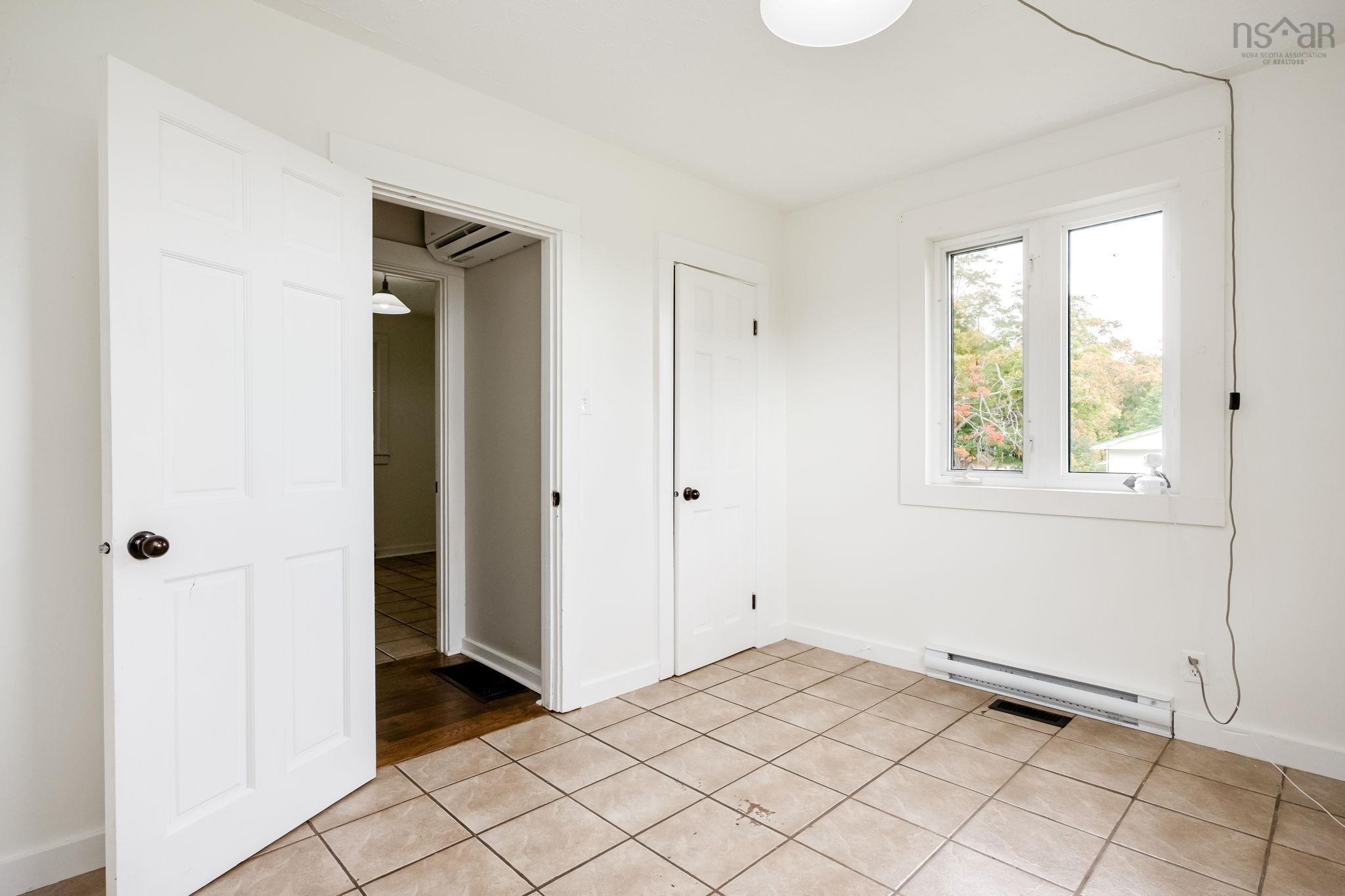 $475,000.00: 10068 Highway 221, Habitant