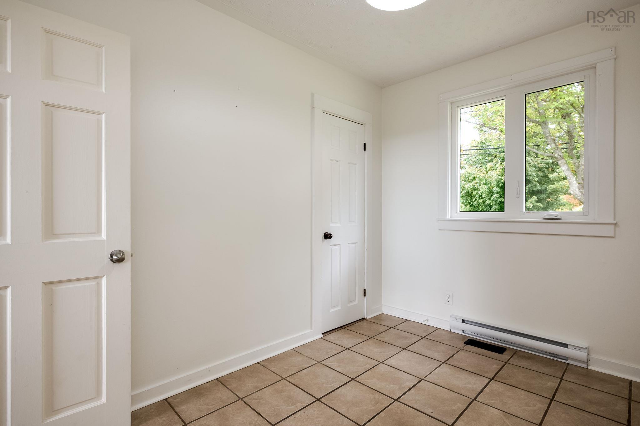 $475,000.00: 10068 Highway 221, Habitant