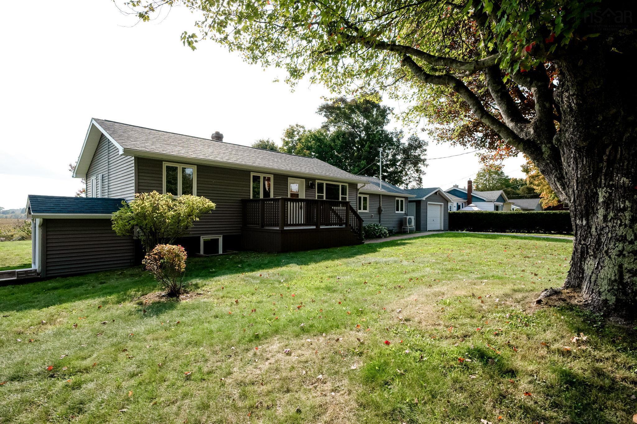$475,000.00: 10068 Highway 221, Habitant
