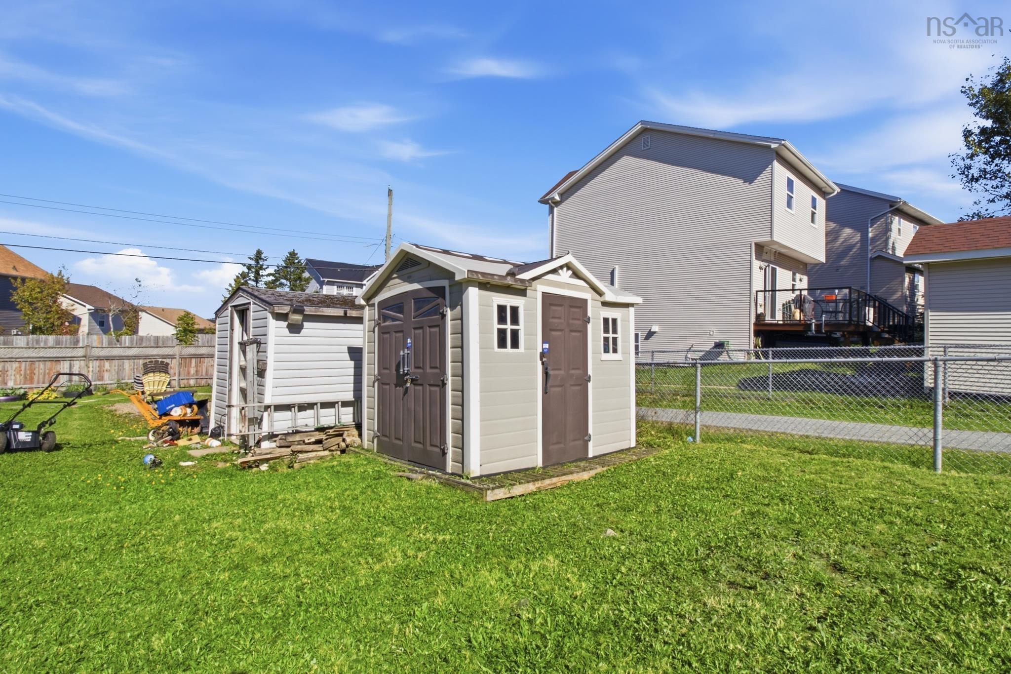 $599,900.00: 42 Beech Tree Run, Beechville Estates