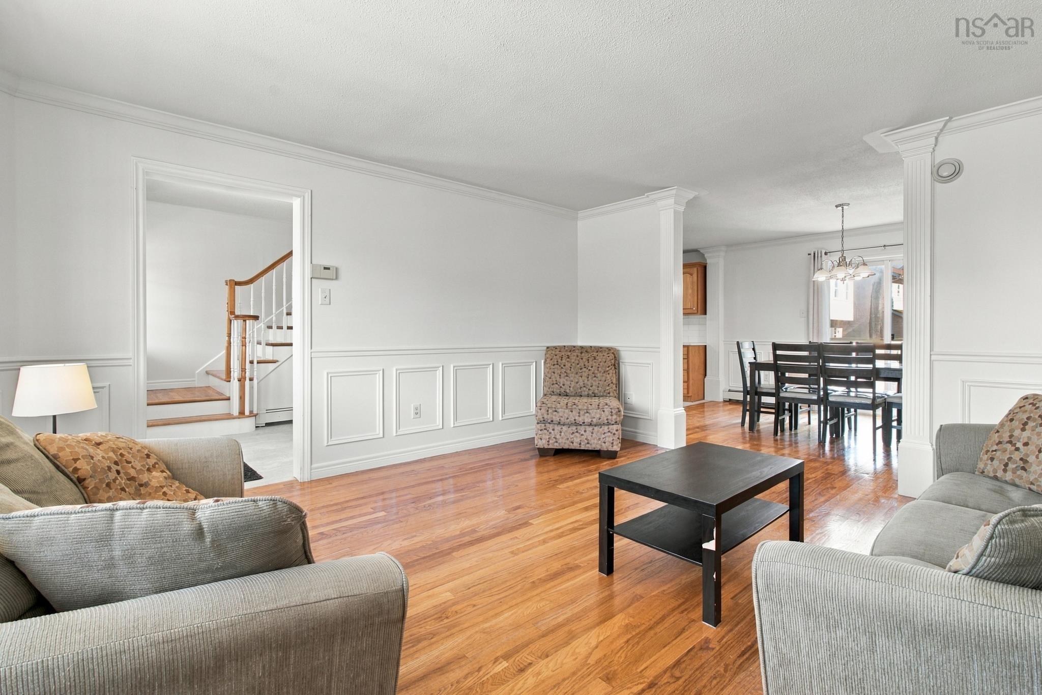 $599,900.00: 42 Beech Tree Run, Beechville Estates