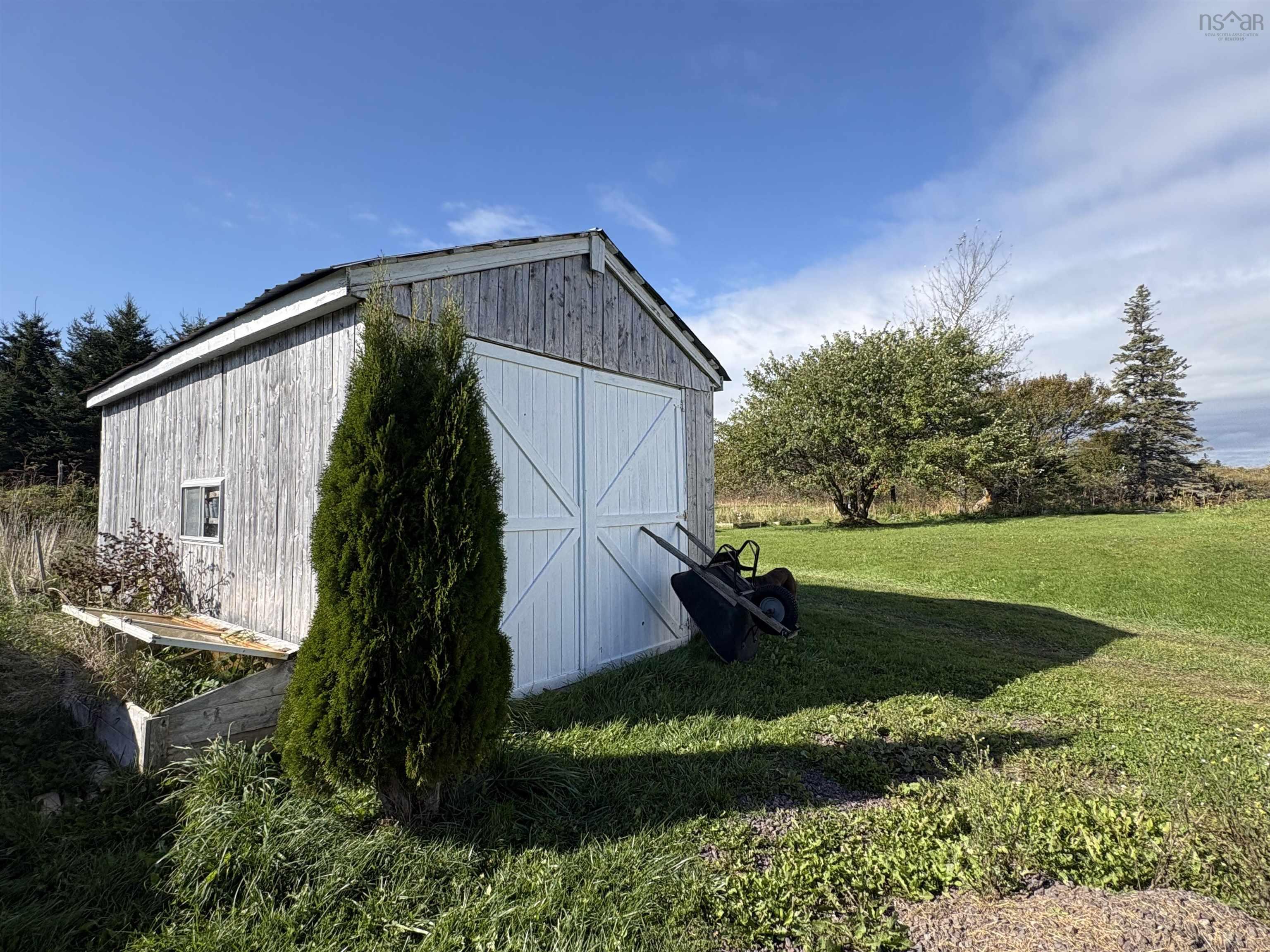 $749,000.00: 240 Bona Road, Cap La Ronde