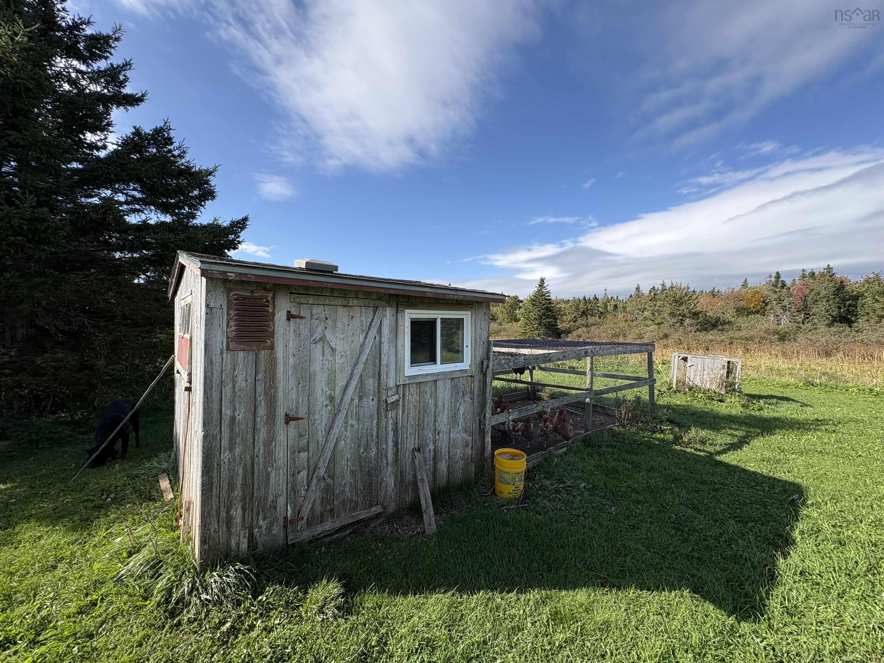 $749,000.00: 240 Bona Road, Cap La Ronde