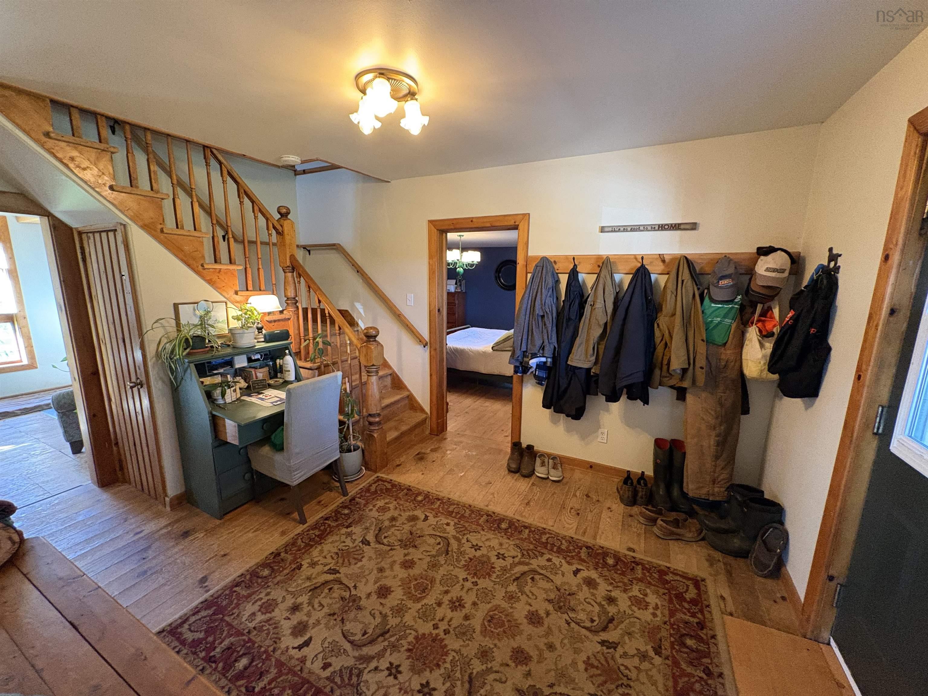 $749,000.00: 240 Bona Road, Cap La Ronde
