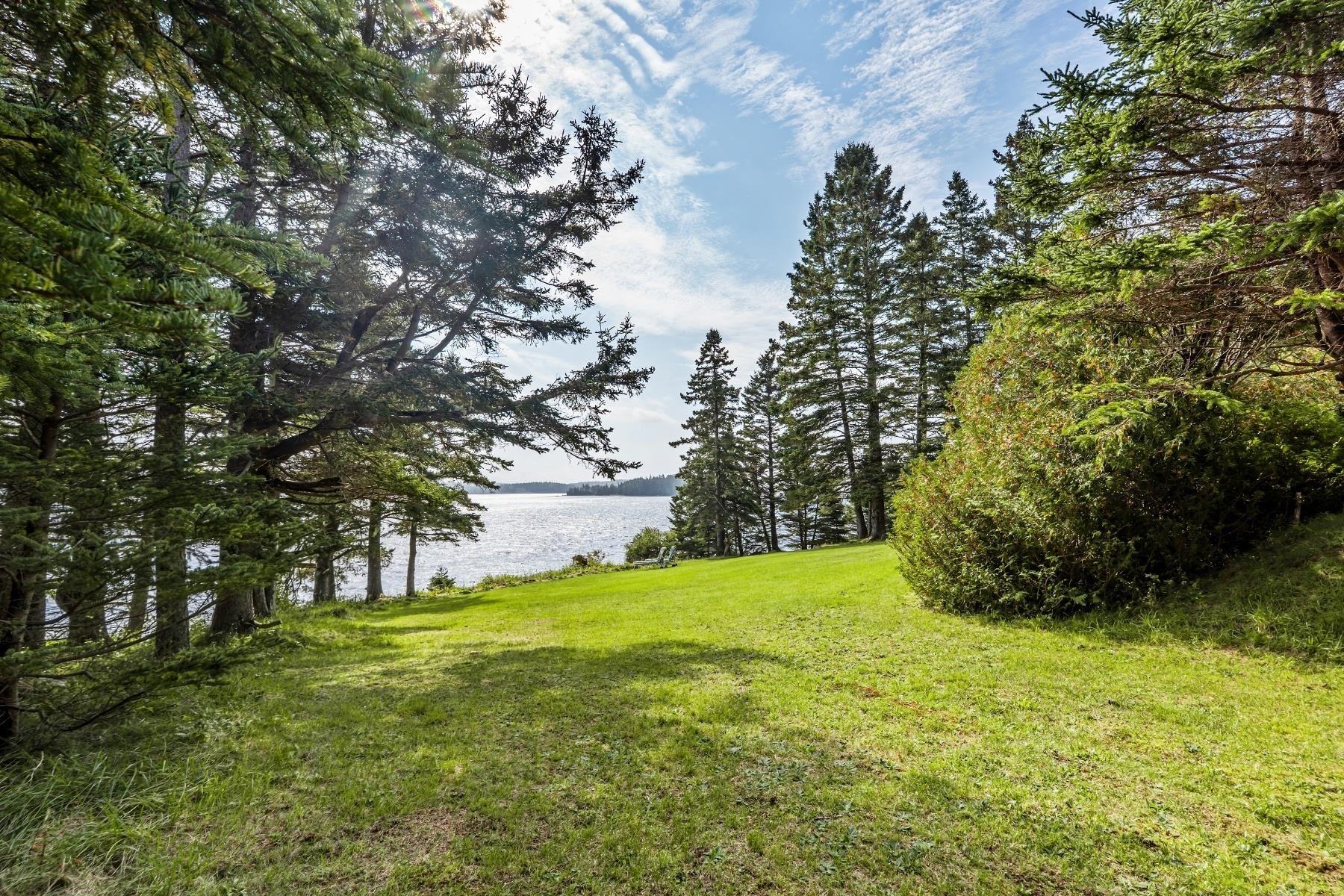 6850 St Margarets Bay Road, Head of St. Margarets Bay, NS (MLS® 202625801)