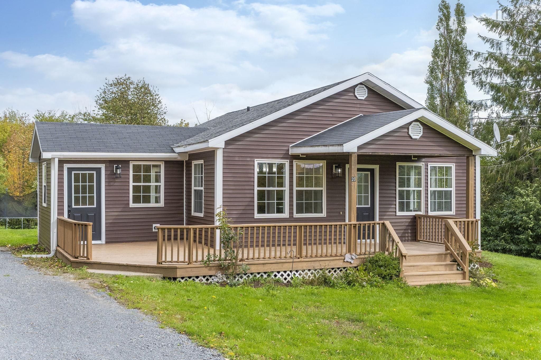 $350,000.00: 20 Beech Hill Road, North Alton
