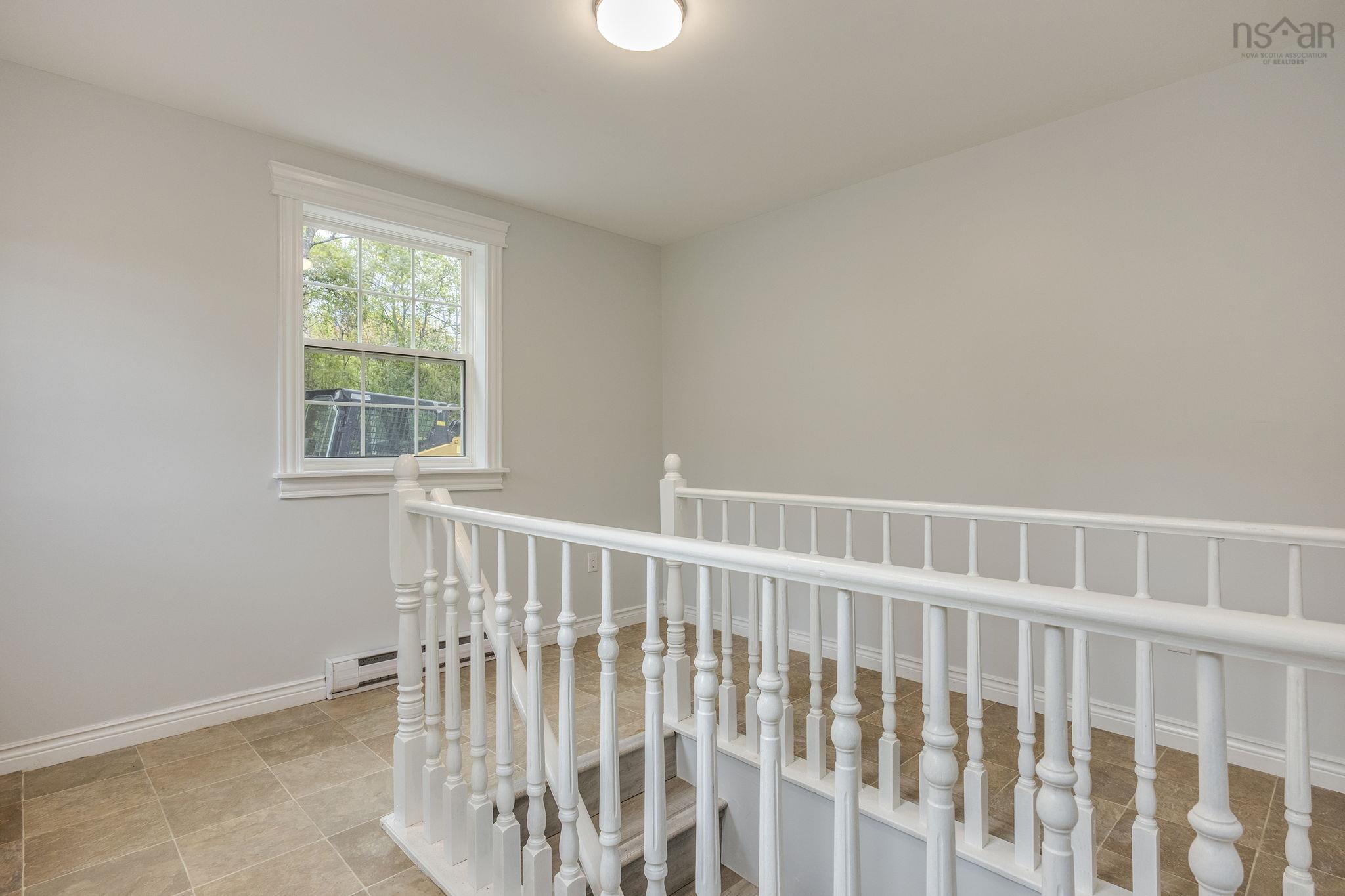 $350,000.00: 20 Beech Hill Road, North Alton