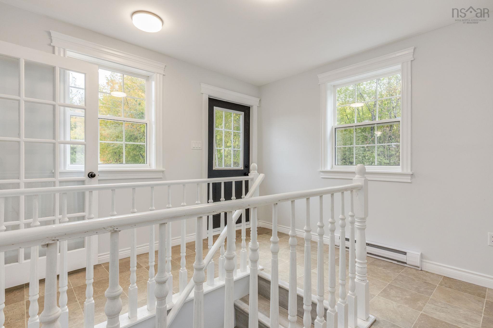 $350,000.00: 20 Beech Hill Road, North Alton