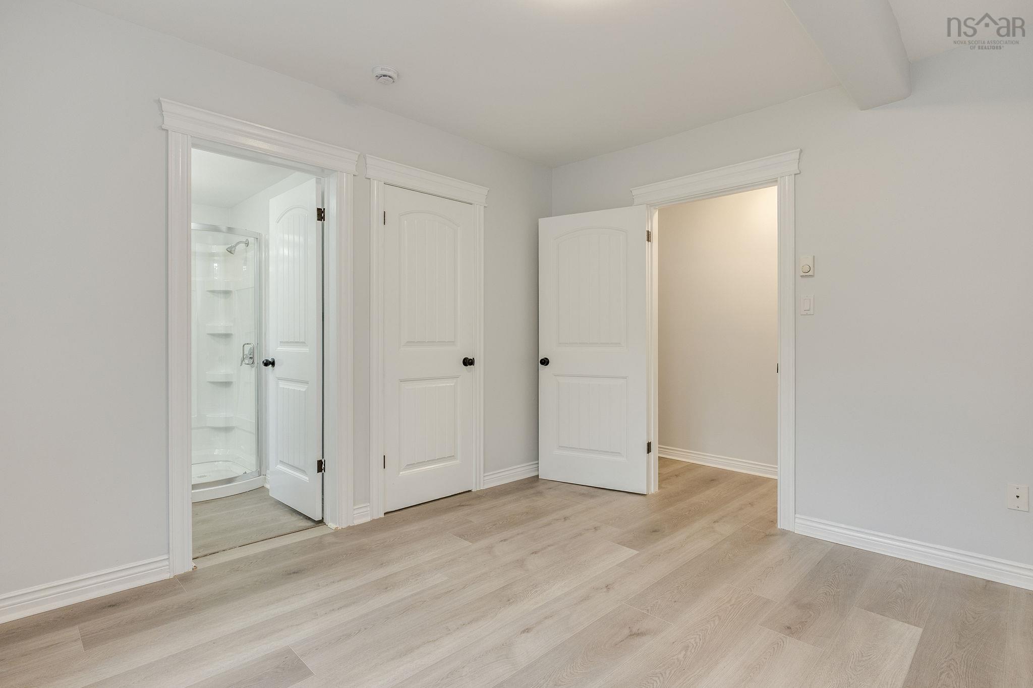 $350,000.00: 20 Beech Hill Road, North Alton