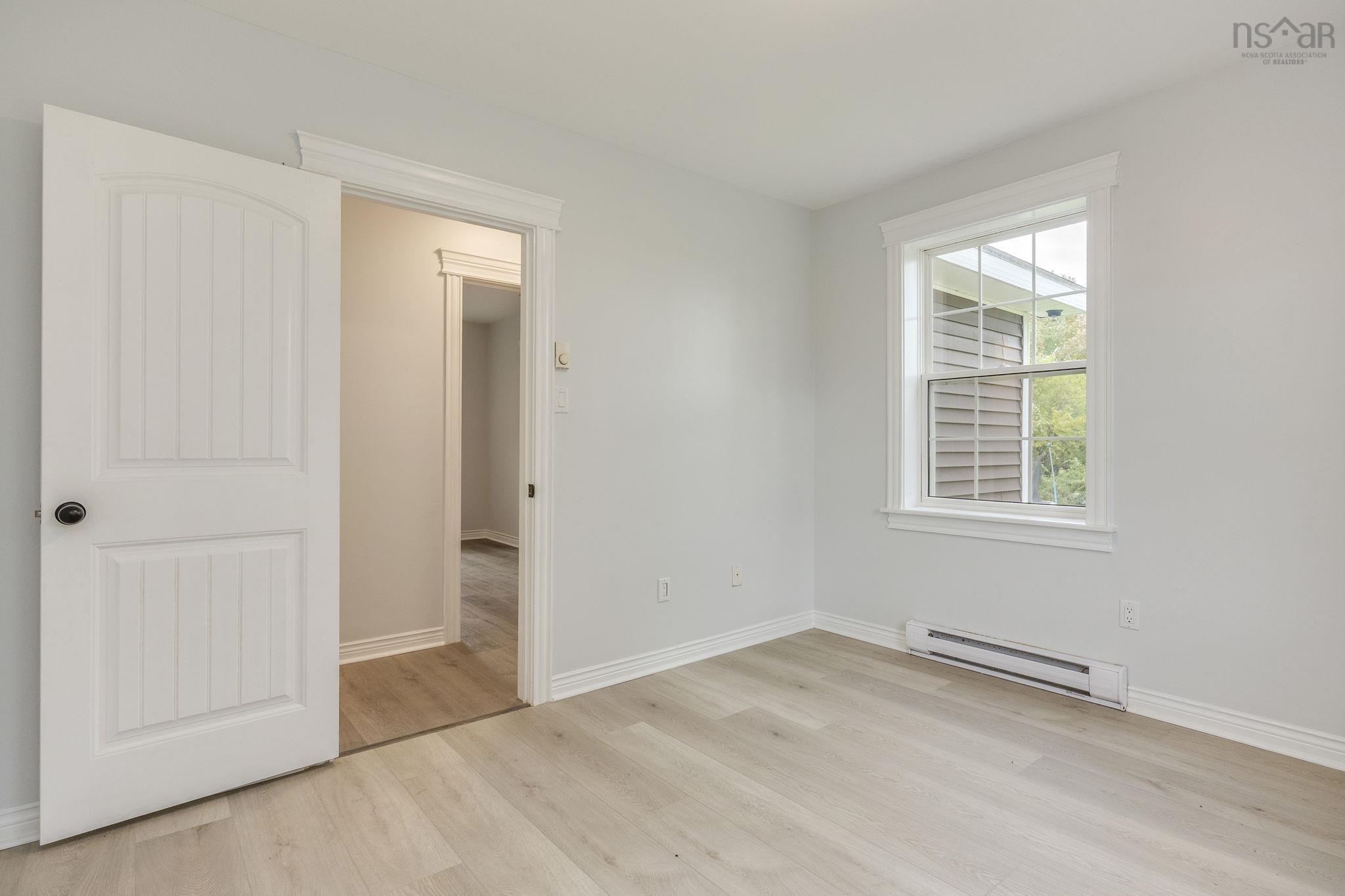 $350,000.00: 20 Beech Hill Road, North Alton
