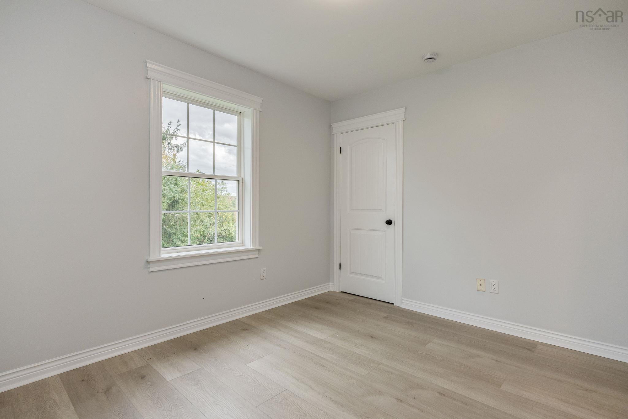 $350,000.00: 20 Beech Hill Road, North Alton