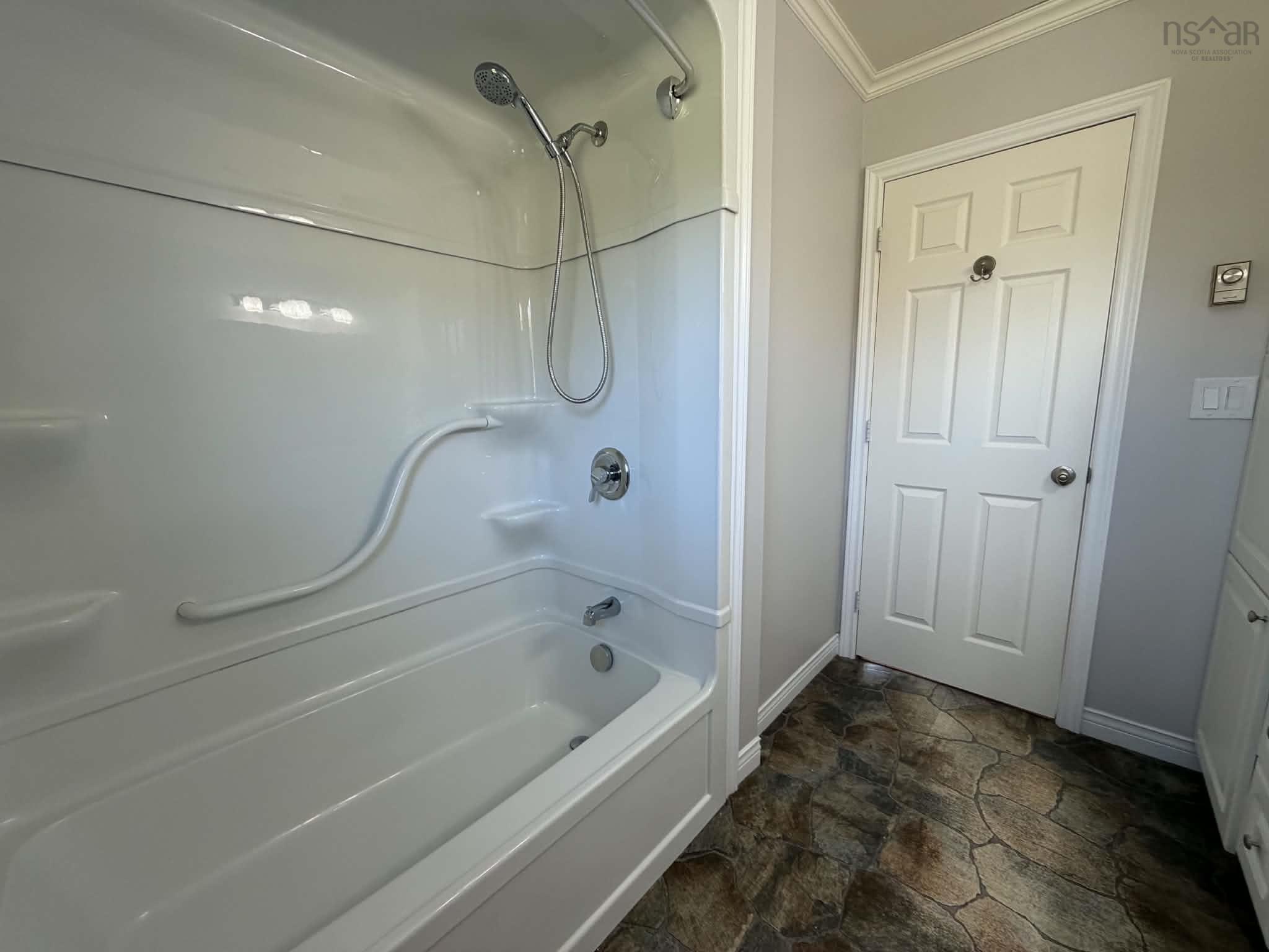 $375,000.00: 81 La Pointe du Havre Road, Chéticamp