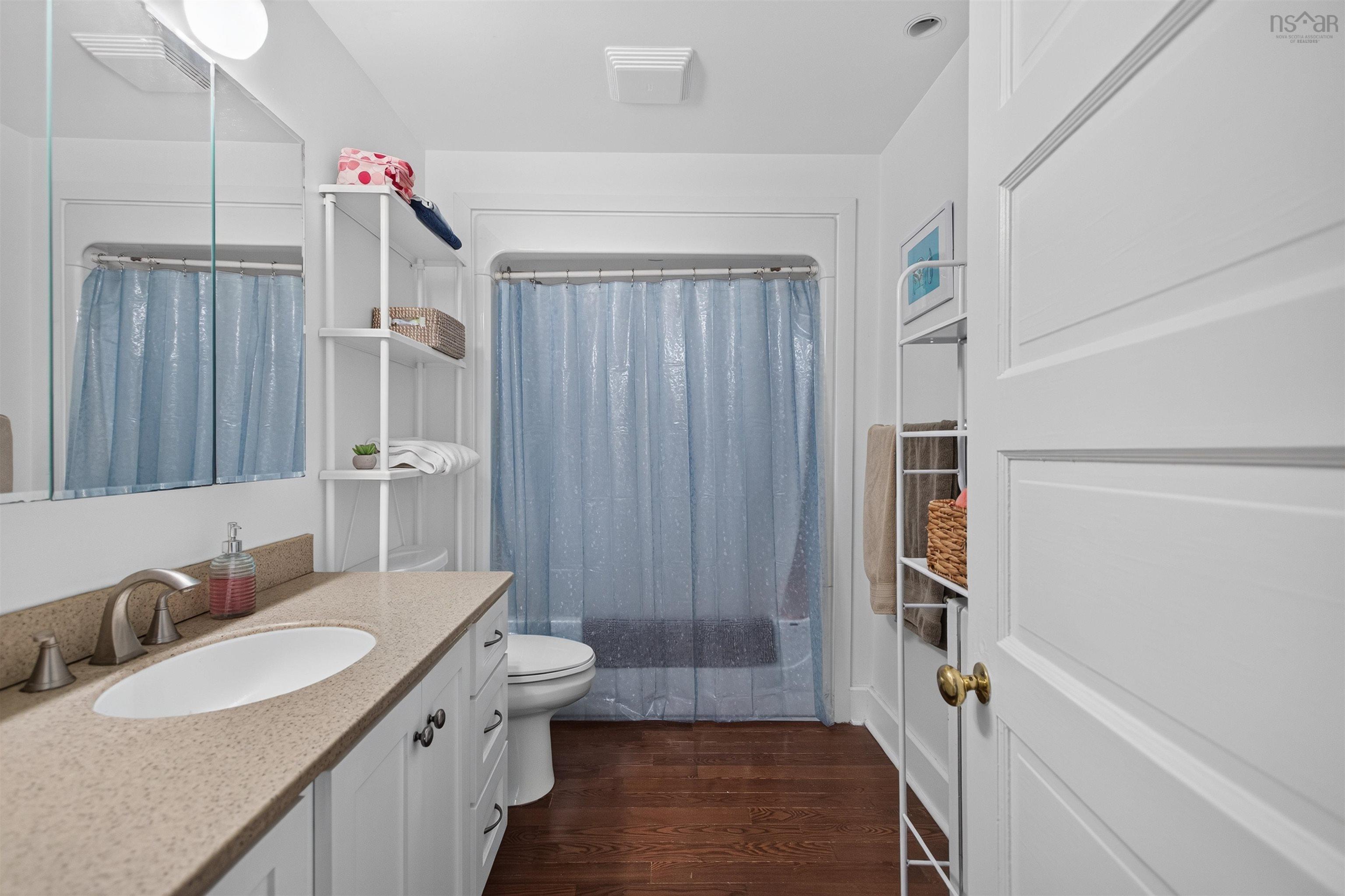6421/6423 Coburg Road, Halifax, NS (MLS® 202625895)