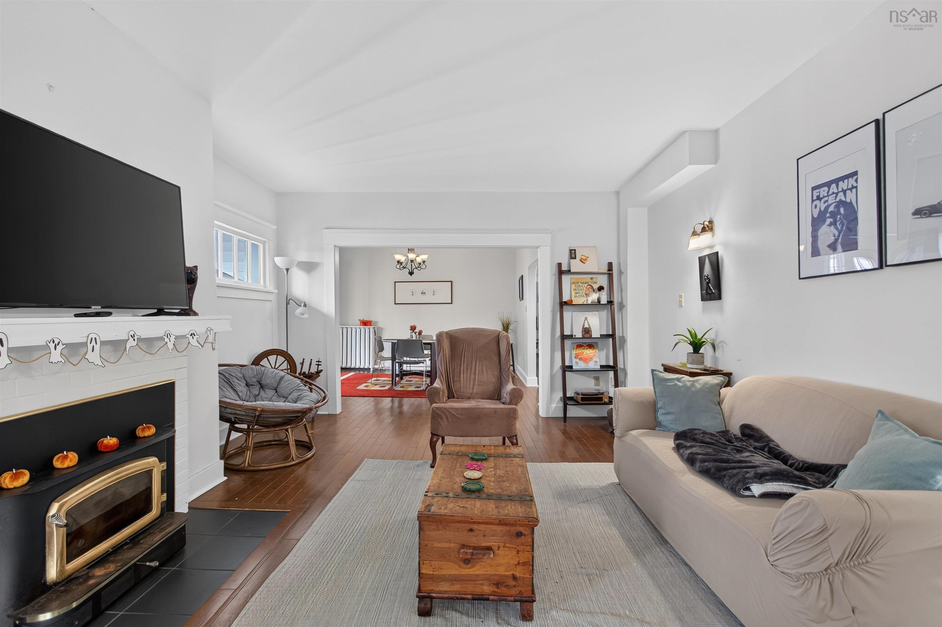 6421/6423 Coburg Road, Halifax, NS (MLS® 202625895)
