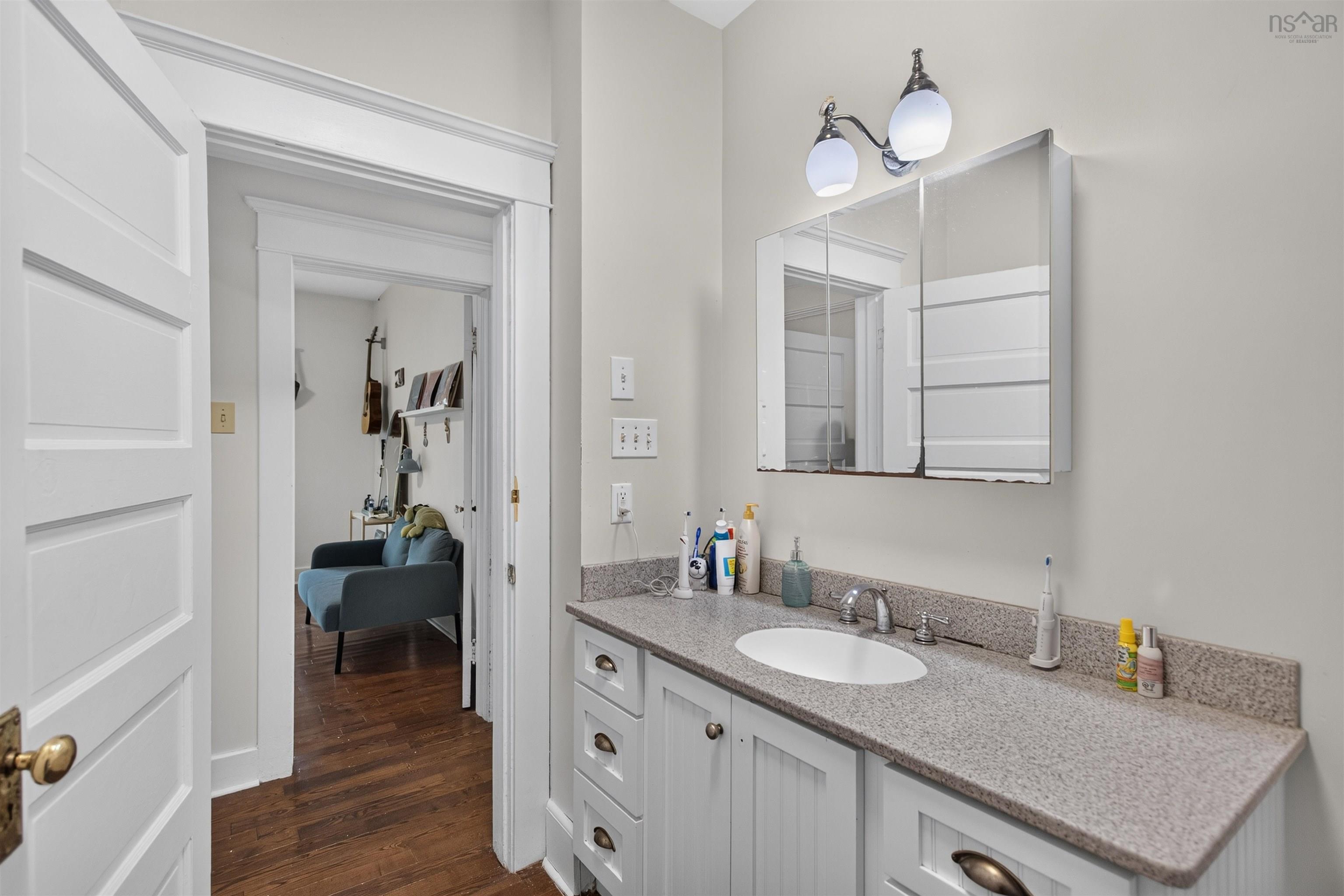 6421/6423 Coburg Road, Halifax, NS (MLS® 202625895)