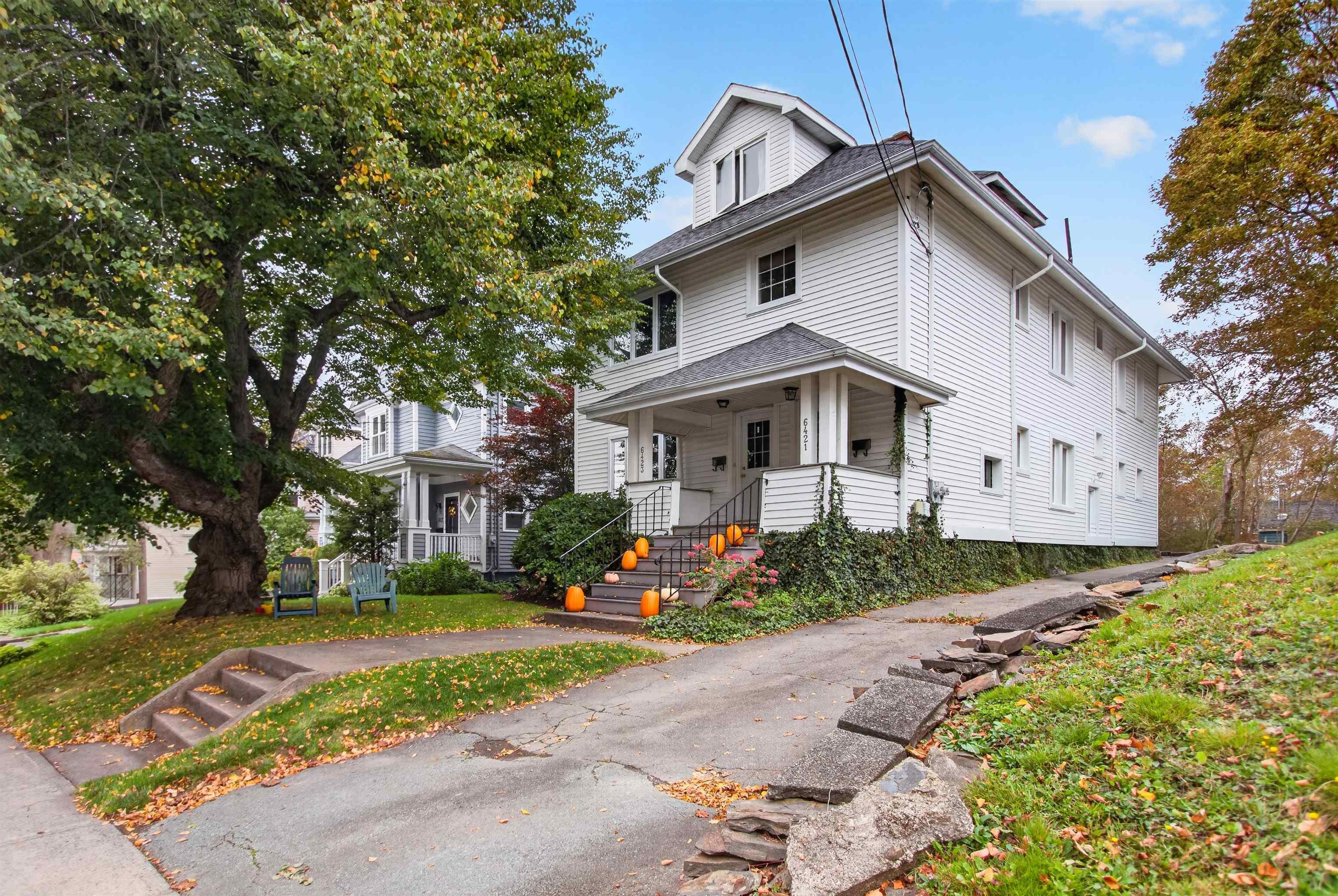 6421/6423 Coburg Road, Halifax, NS (MLS® 202625895)