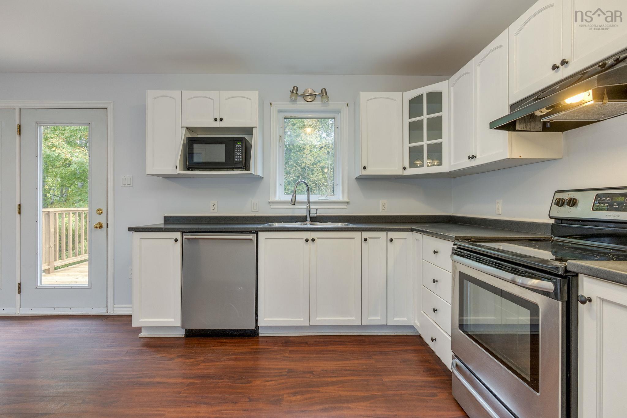 154 Miller Lake Road, Fall River, NS (MLS® 202625900)